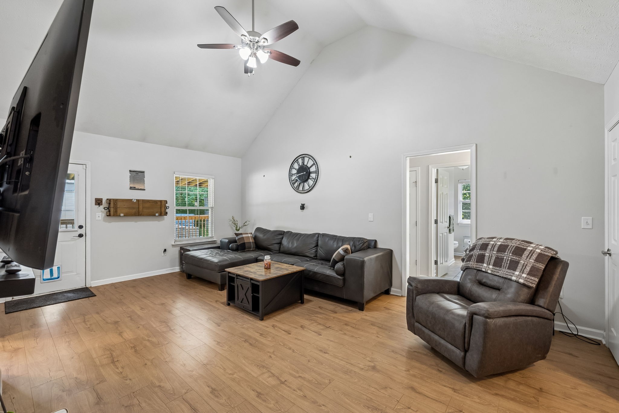 1179 Abernathy Rd, Ashland City, TN 37015