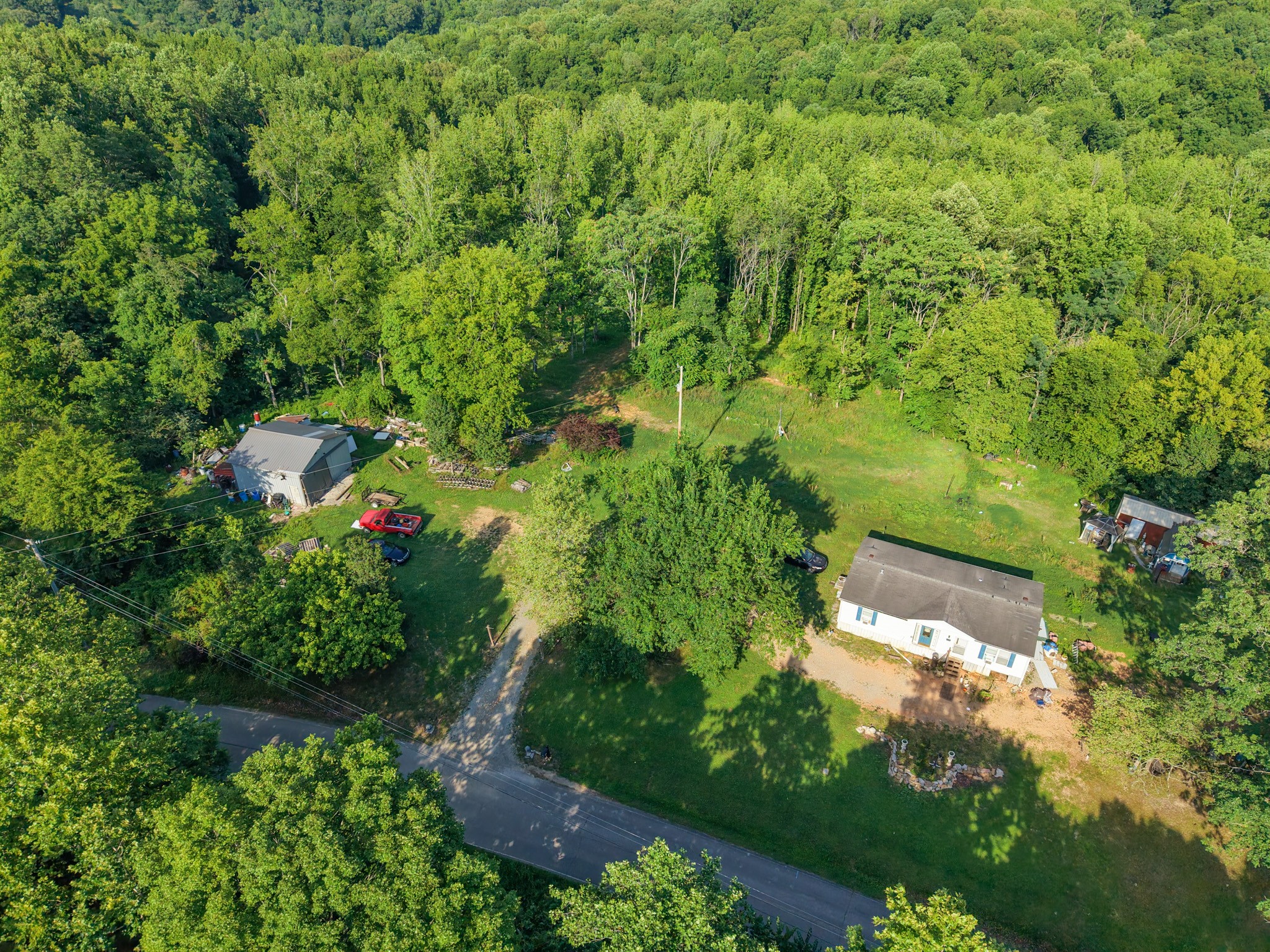 1098 Ewing Albright Rd, Ashland City, TN 37015