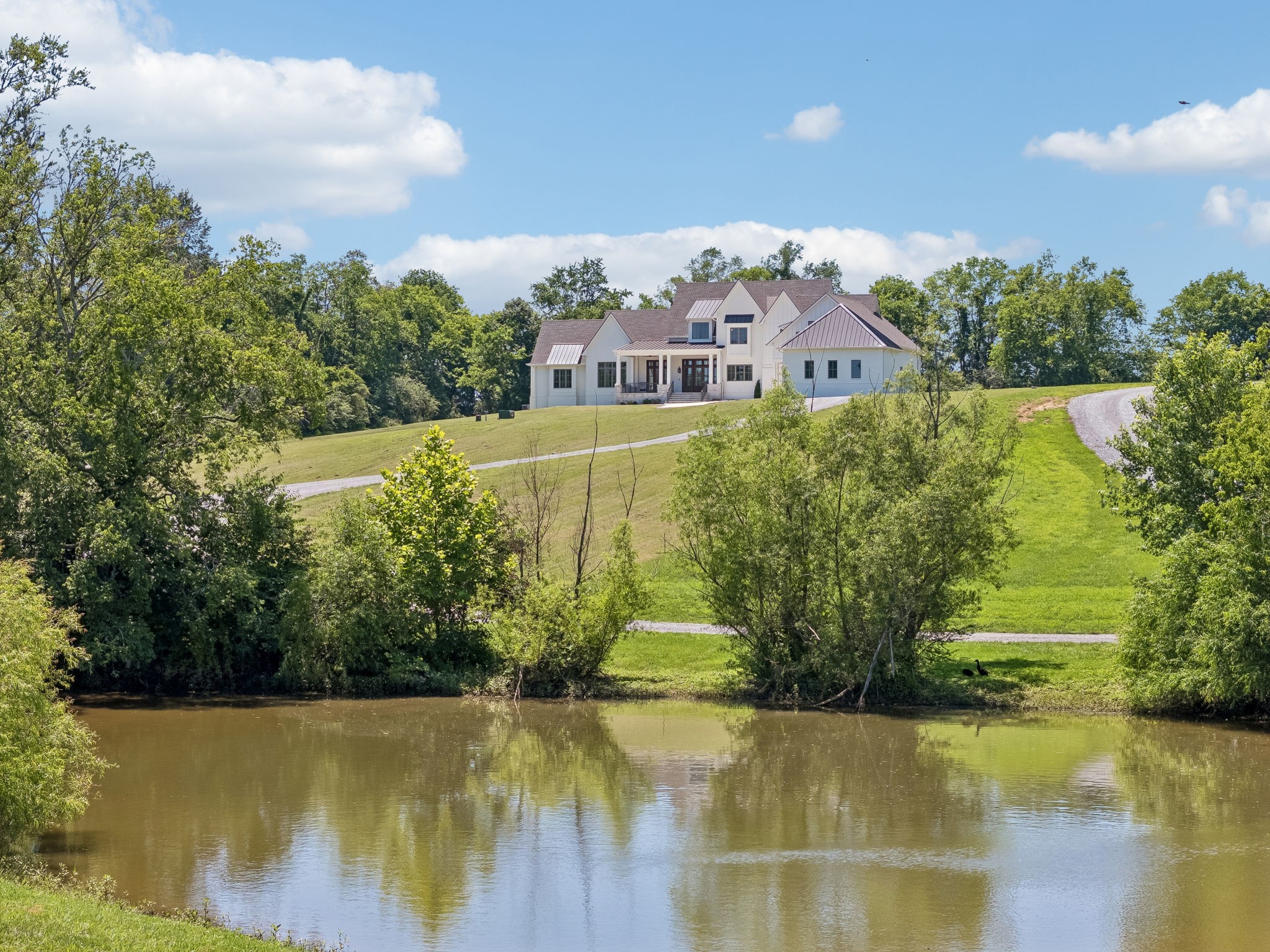 197E Bugg Hollow Rd, Gallatin, TN 37066