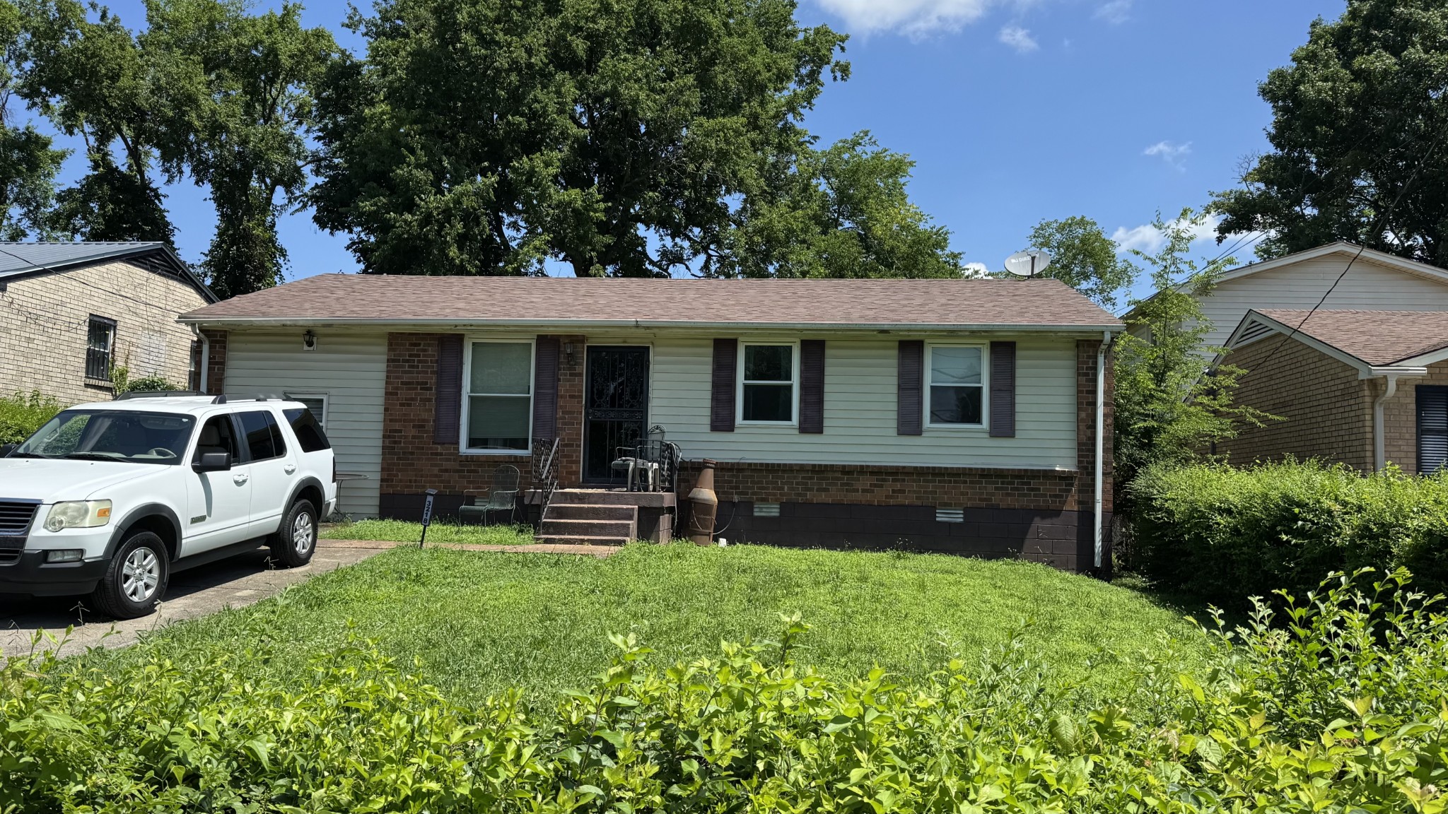 3218 Hinkle Dr, Nashville, TN 37218