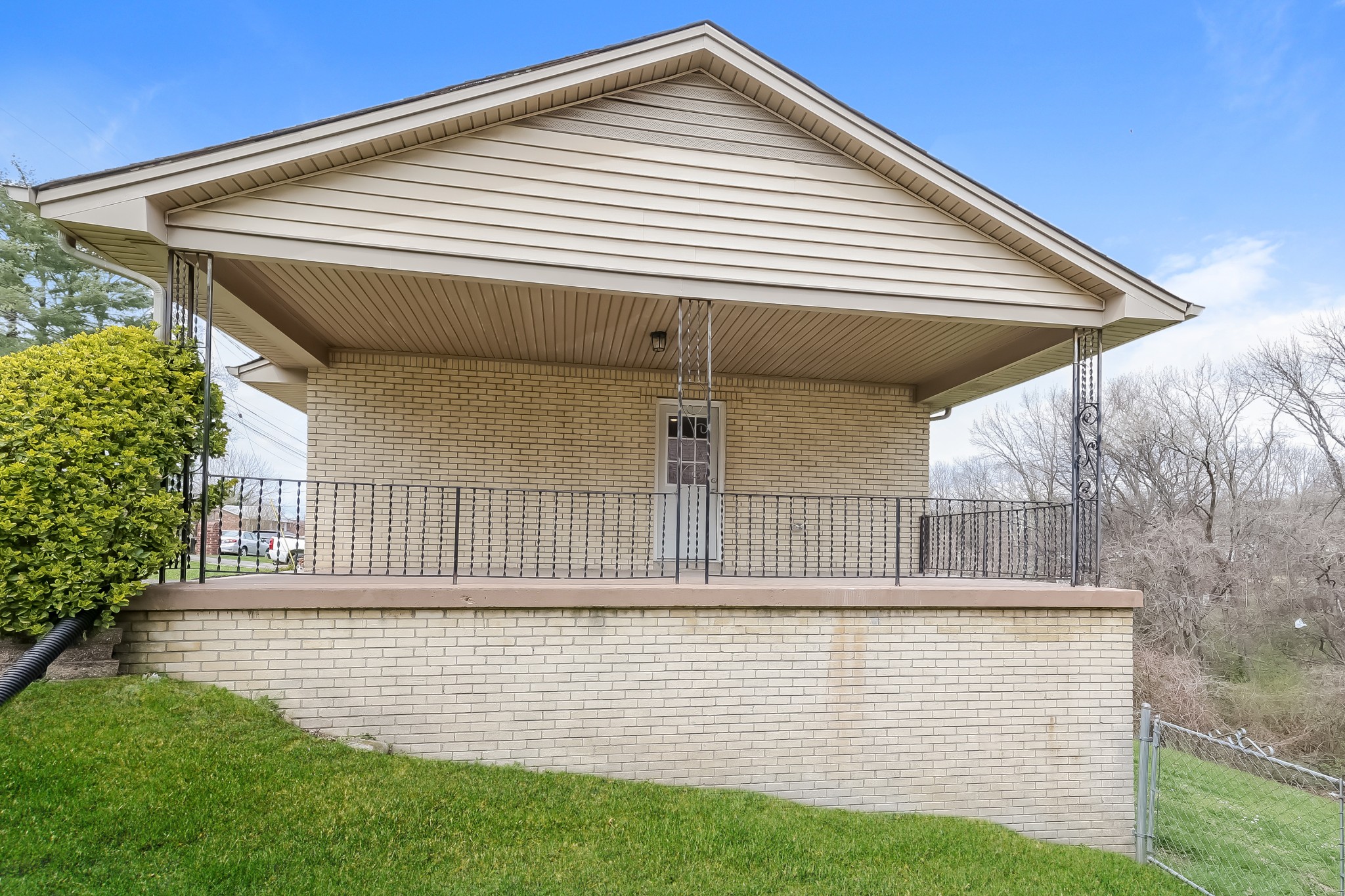 412 Tampa Dr, Nashville, TN 37211