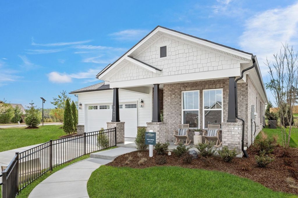 6161 Binns Ln, Hermitage, TN 37076