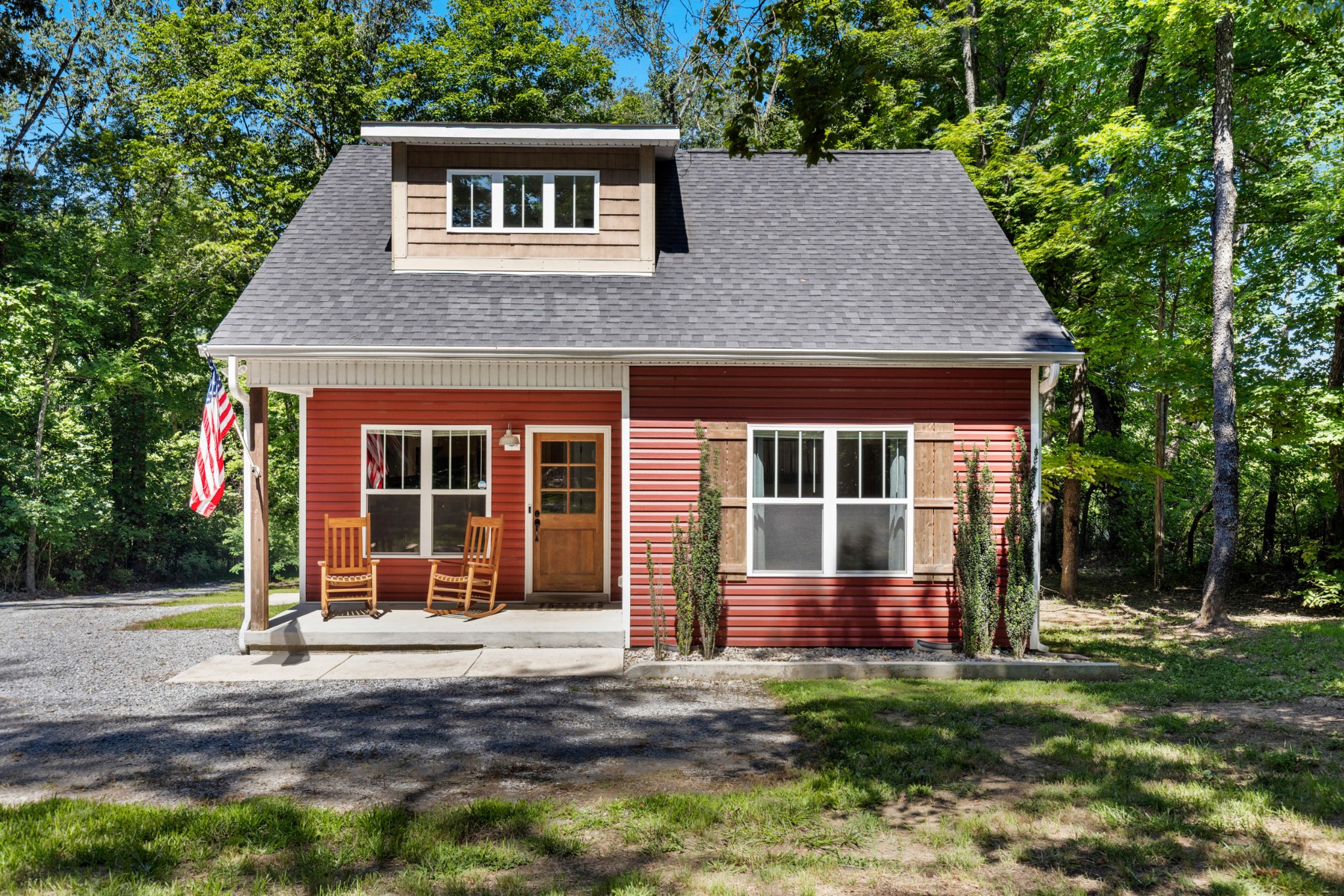 115 N Adams St, Adams, TN 37010