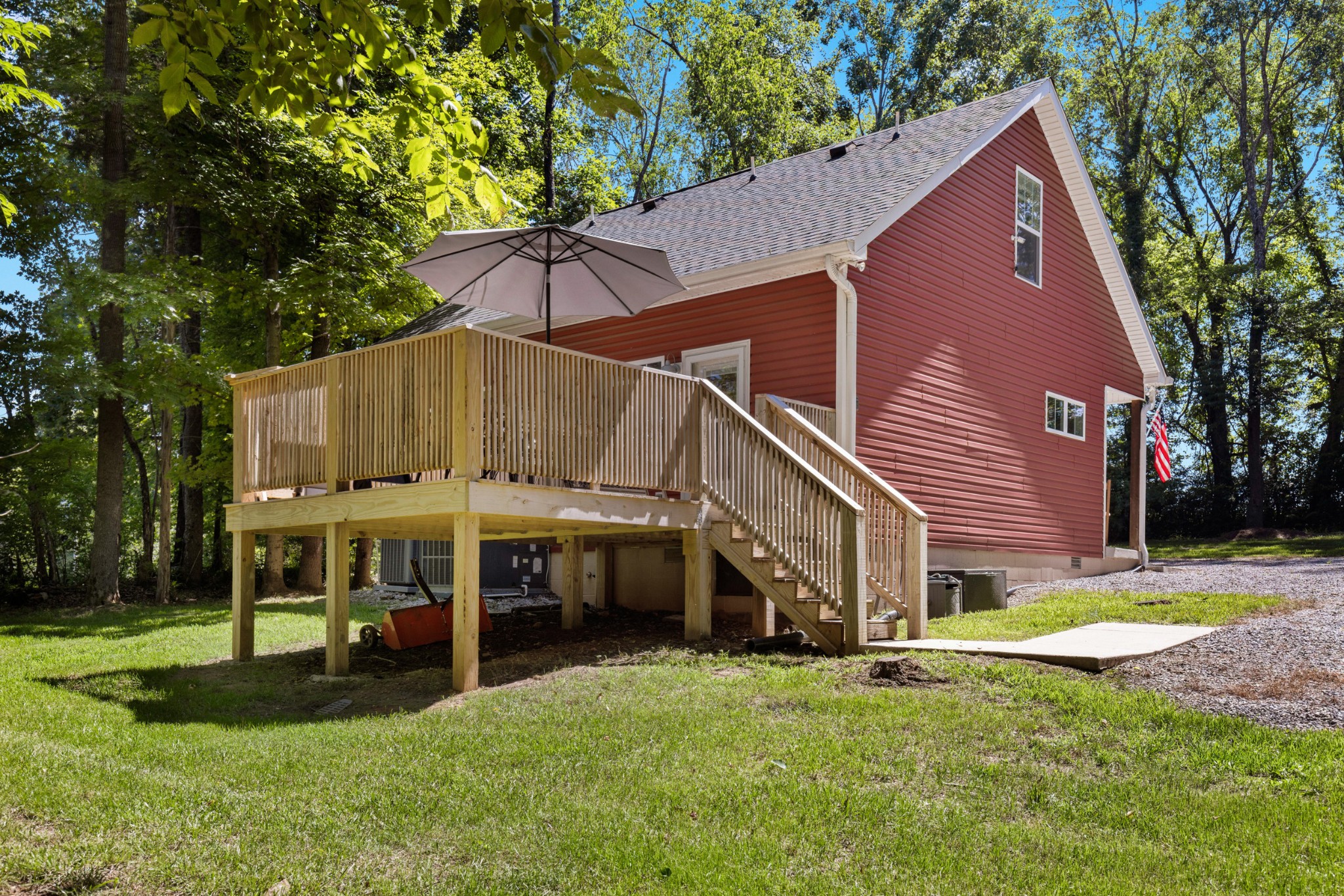 115 N Adams St, Adams, TN 37010