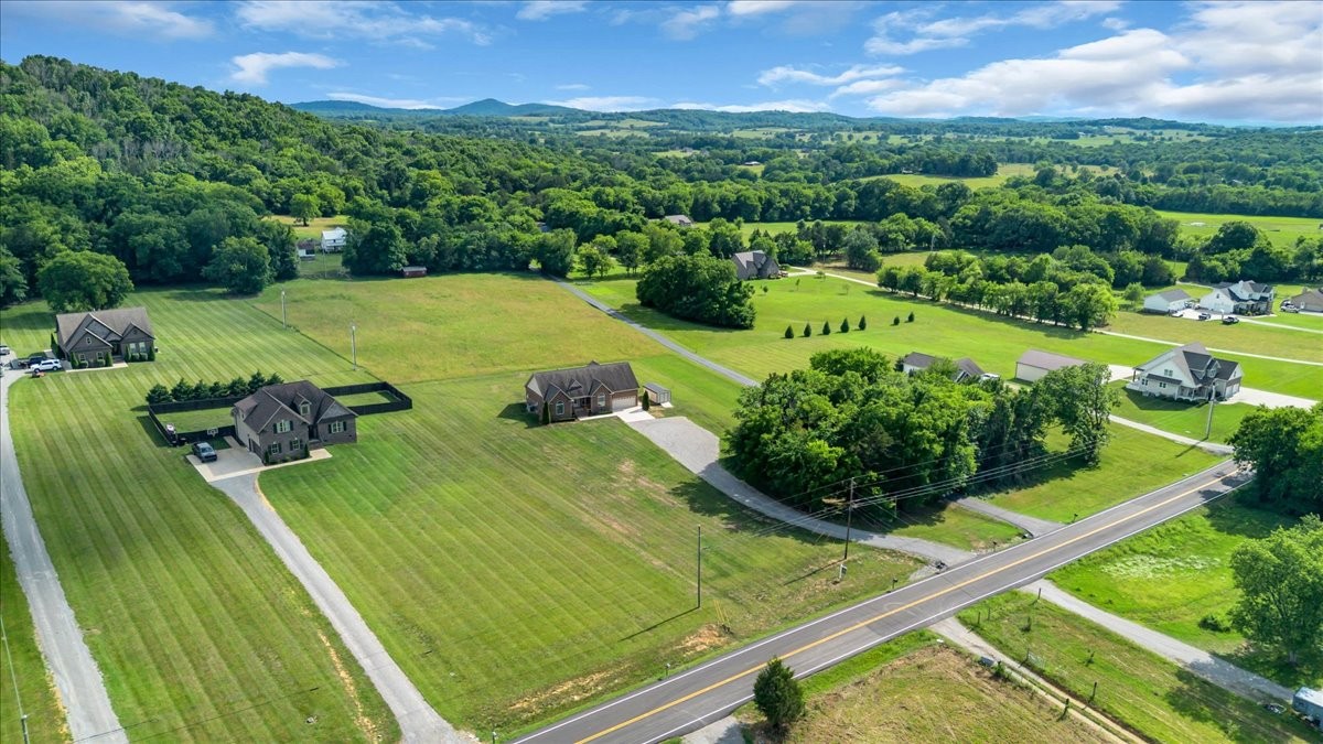 2467 Ben Green Rd, Lebanon, TN 37090