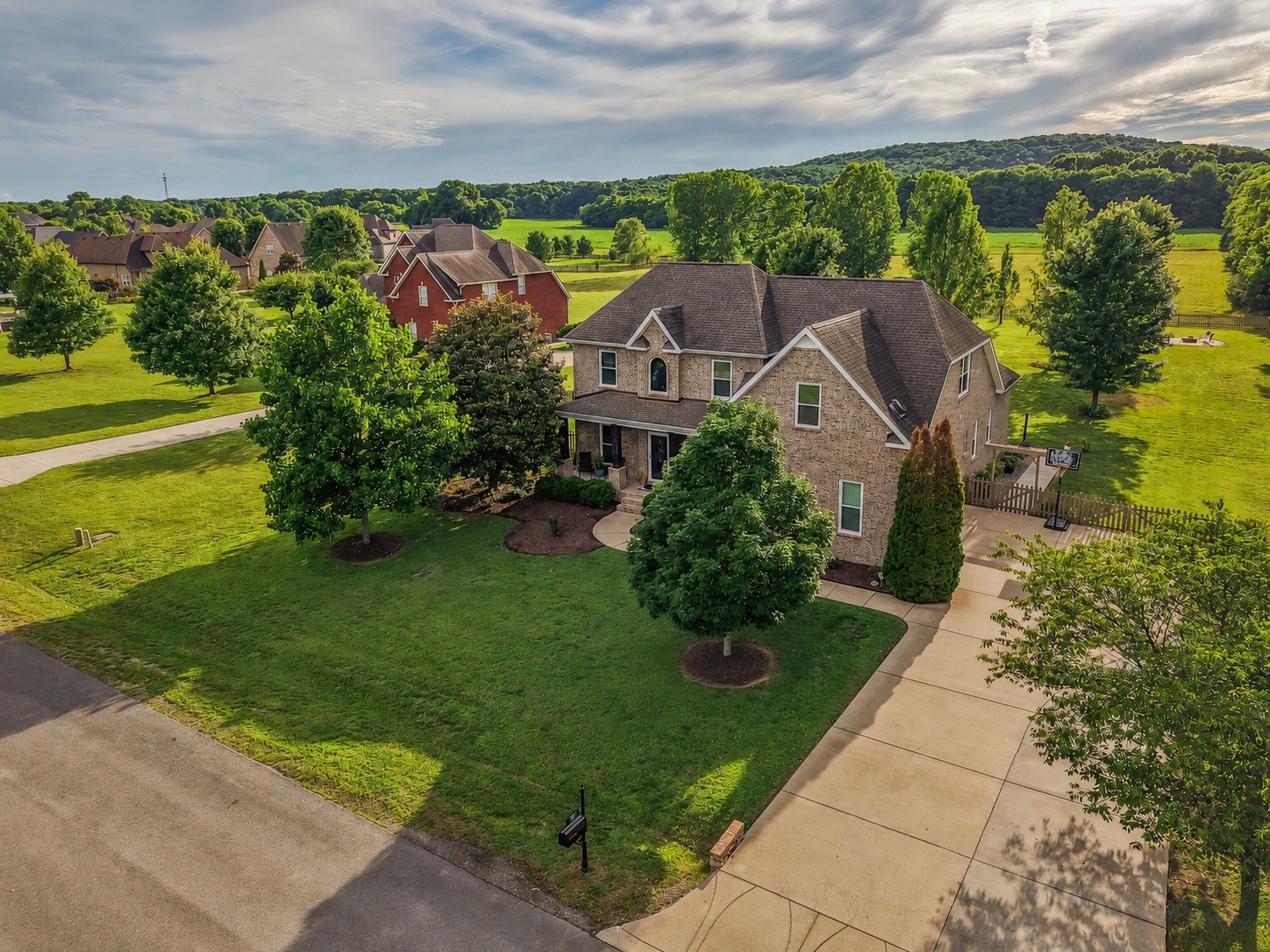 802 Galileo Dr, Rockvale, TN 37153