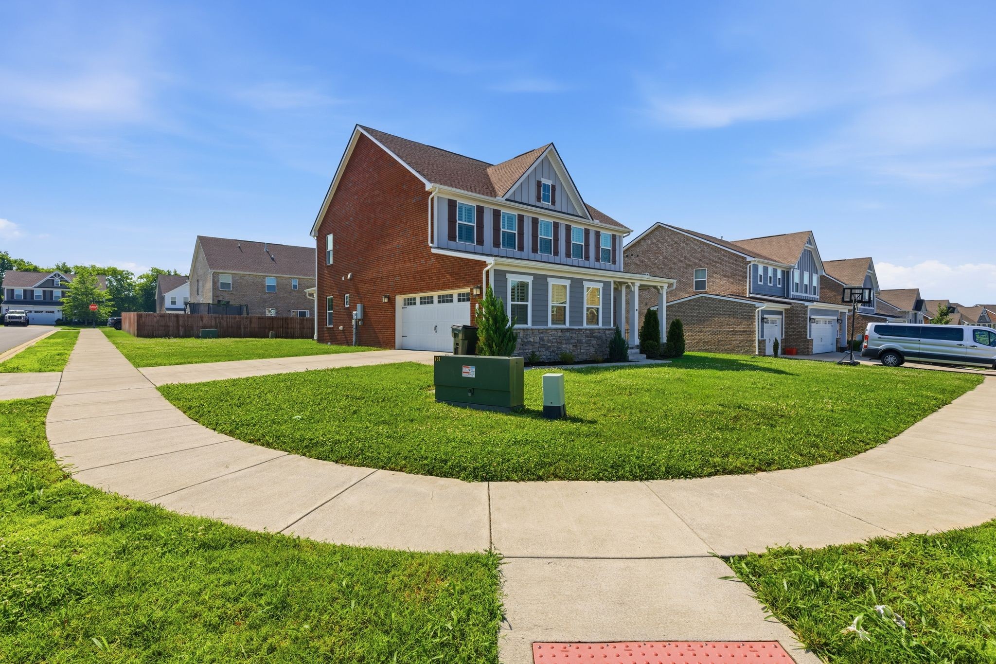 107 Meyrick Dr, Gallatin, TN 37066