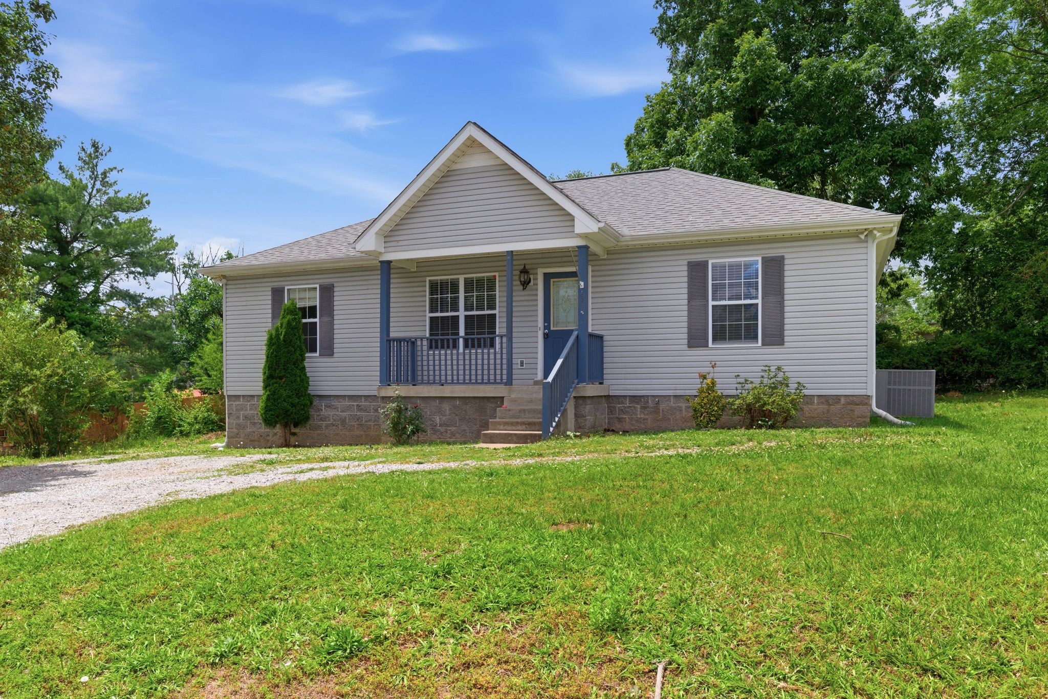 314 Reeves Ct, Springfield, TN 37172