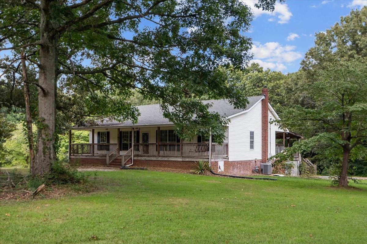 414 Valleywood Dr, Dickson, TN 37055