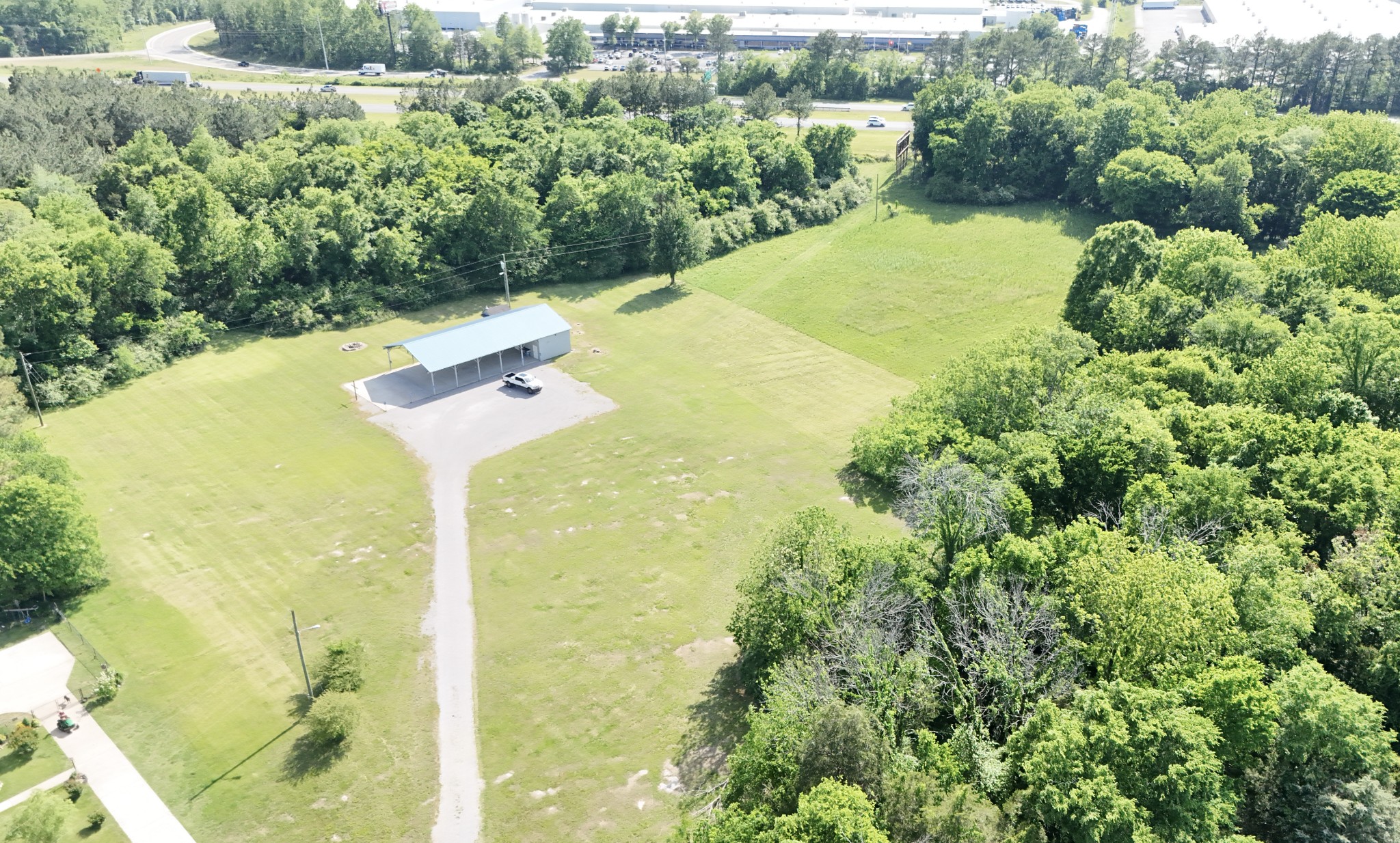 2090 Strickland Dr, Murfreesboro, TN 37127