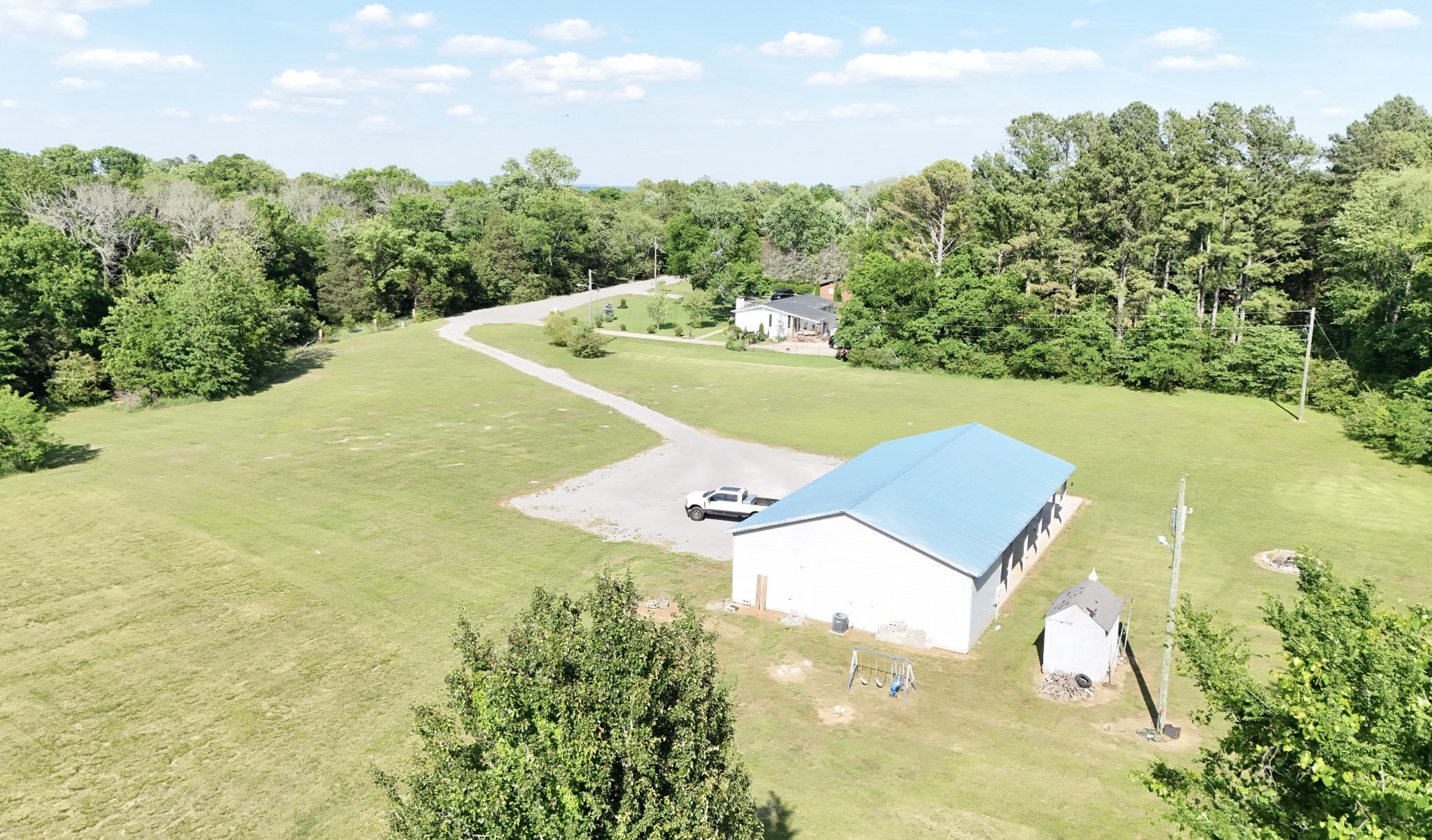 2090 Strickland Dr, Murfreesboro, TN 37127