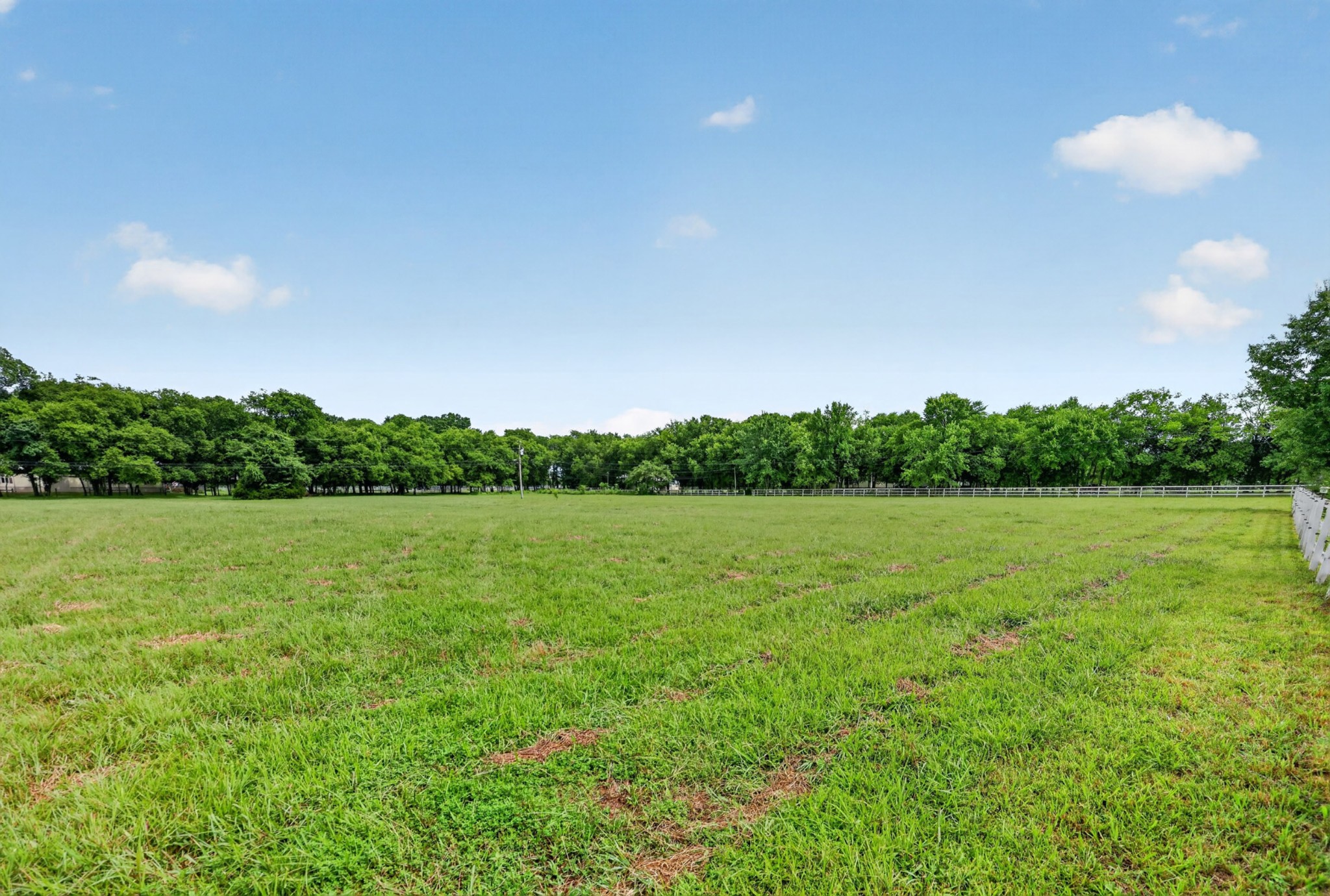 2388 Bear Creek Pike, Columbia, TN 38401