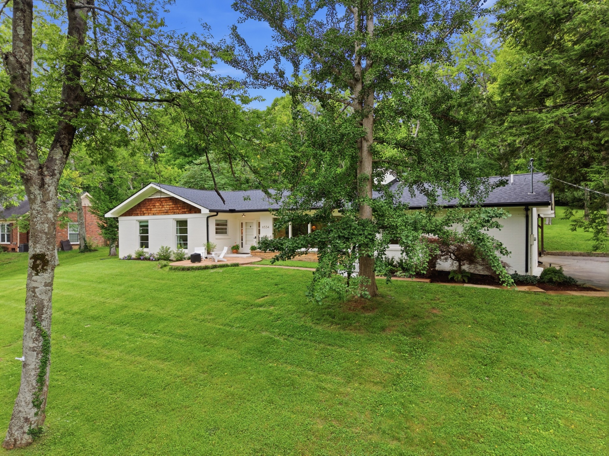 6534 Melinda Dr, Nashville, TN 37205
