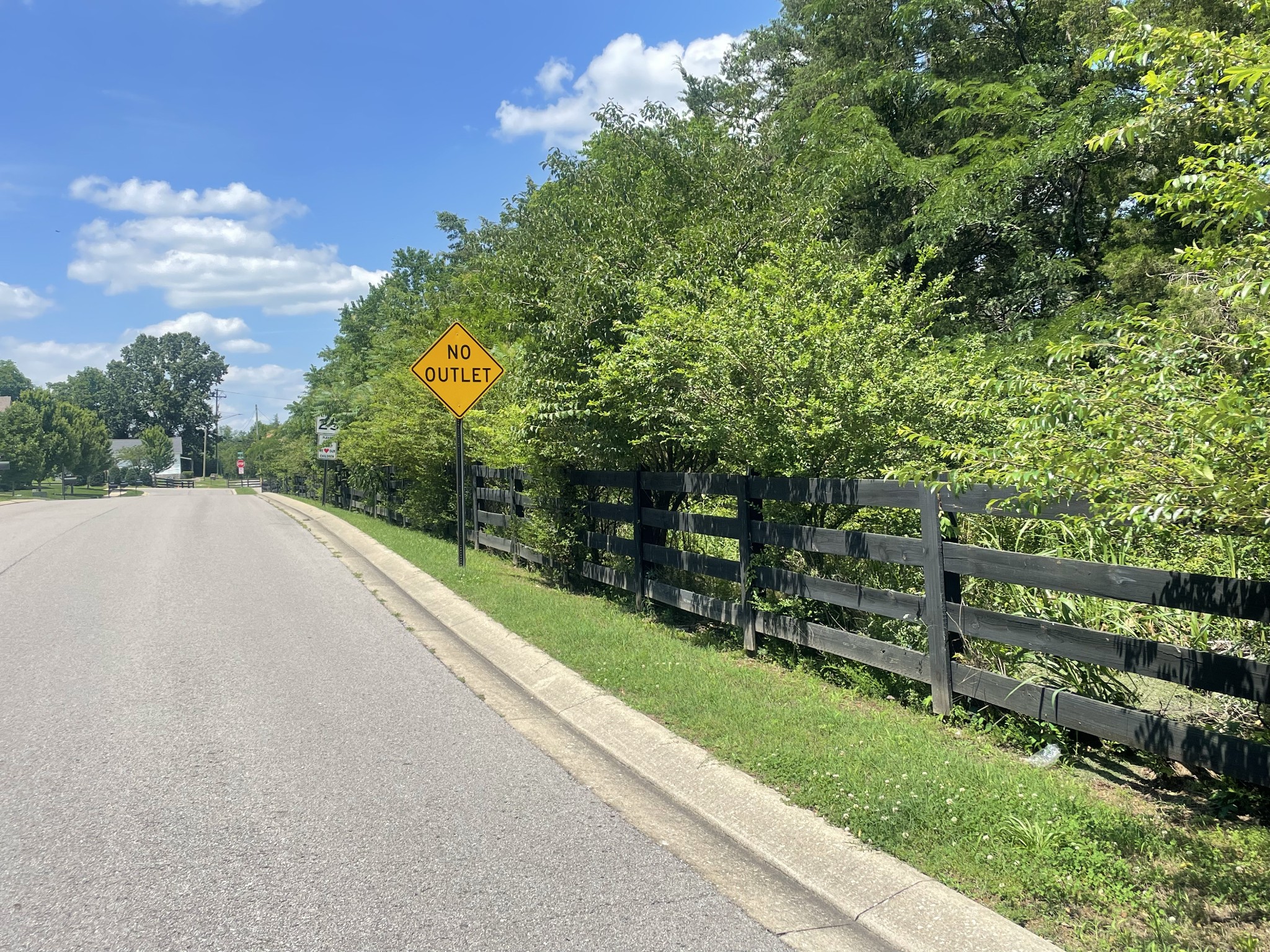 0 Stark Knob Rd, Hendersonville, TN 37075