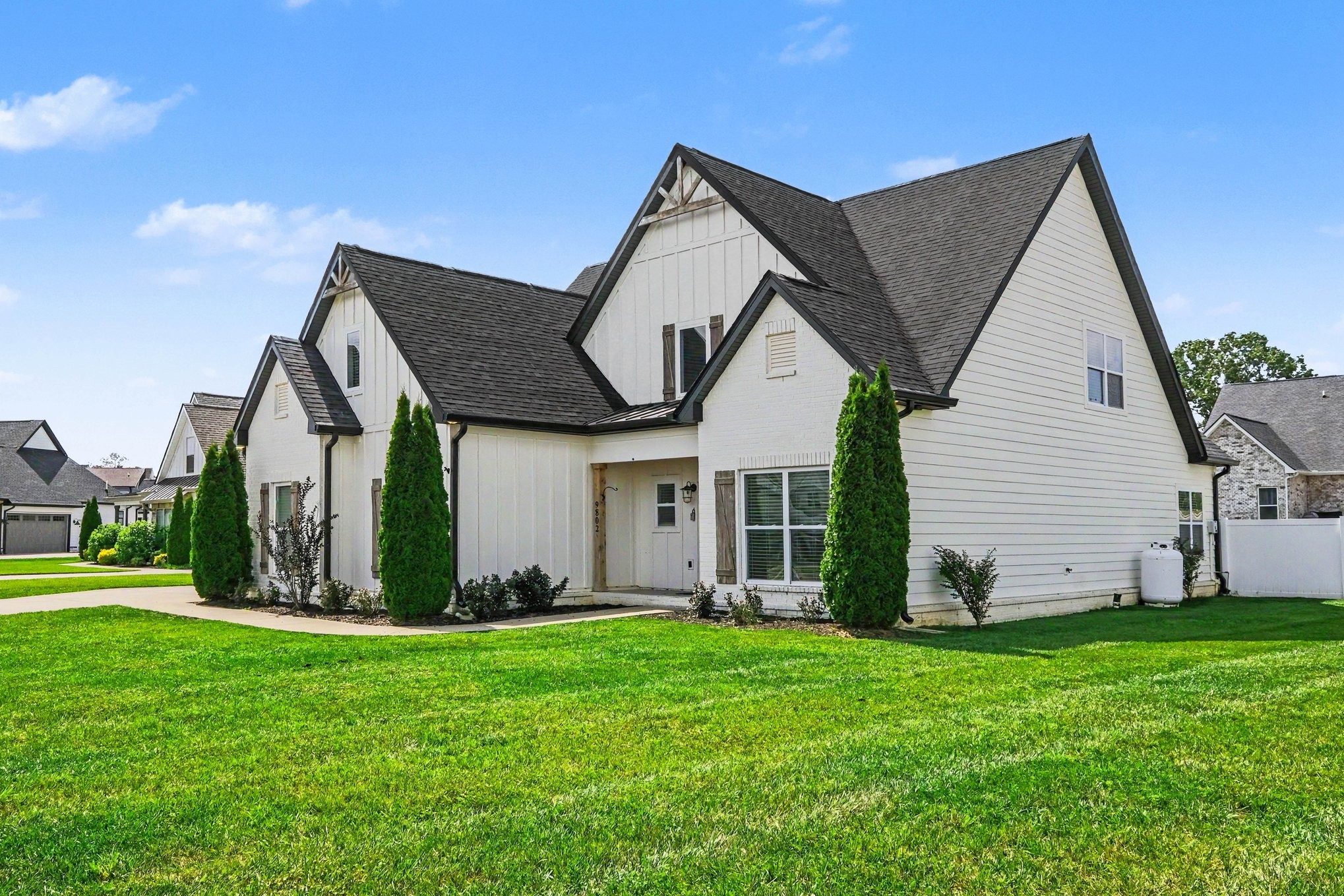 9802 Sunfish Ct, Murfreesboro, TN 37129