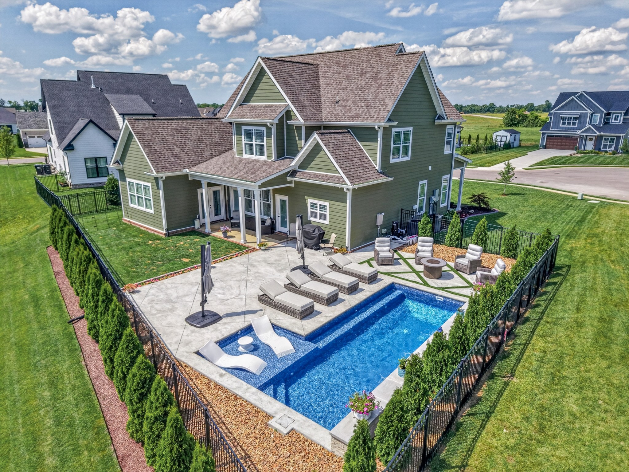 5708 Mullendore Ct, Murfreesboro, TN 37127
