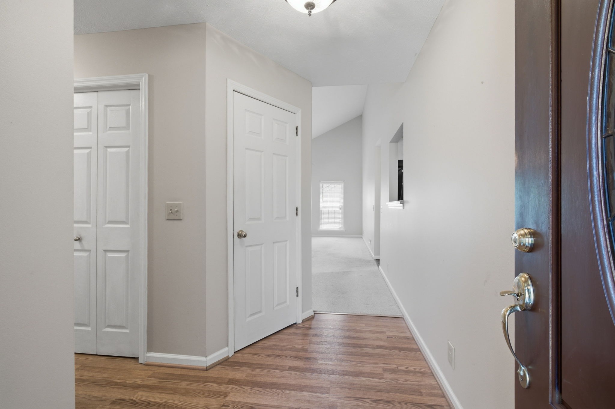 1629 Roundhill Dr, Nashville, TN 37211