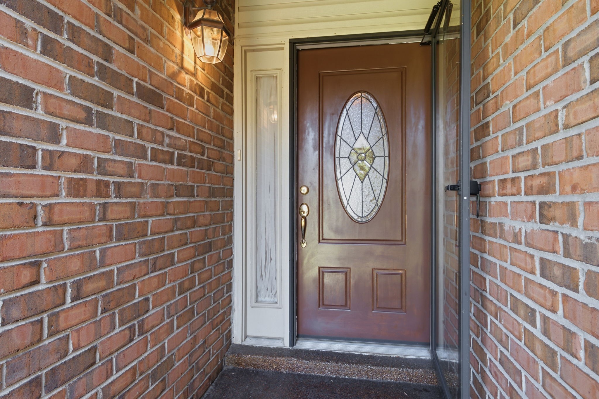 1629 Roundhill Dr, Nashville, TN 37211
