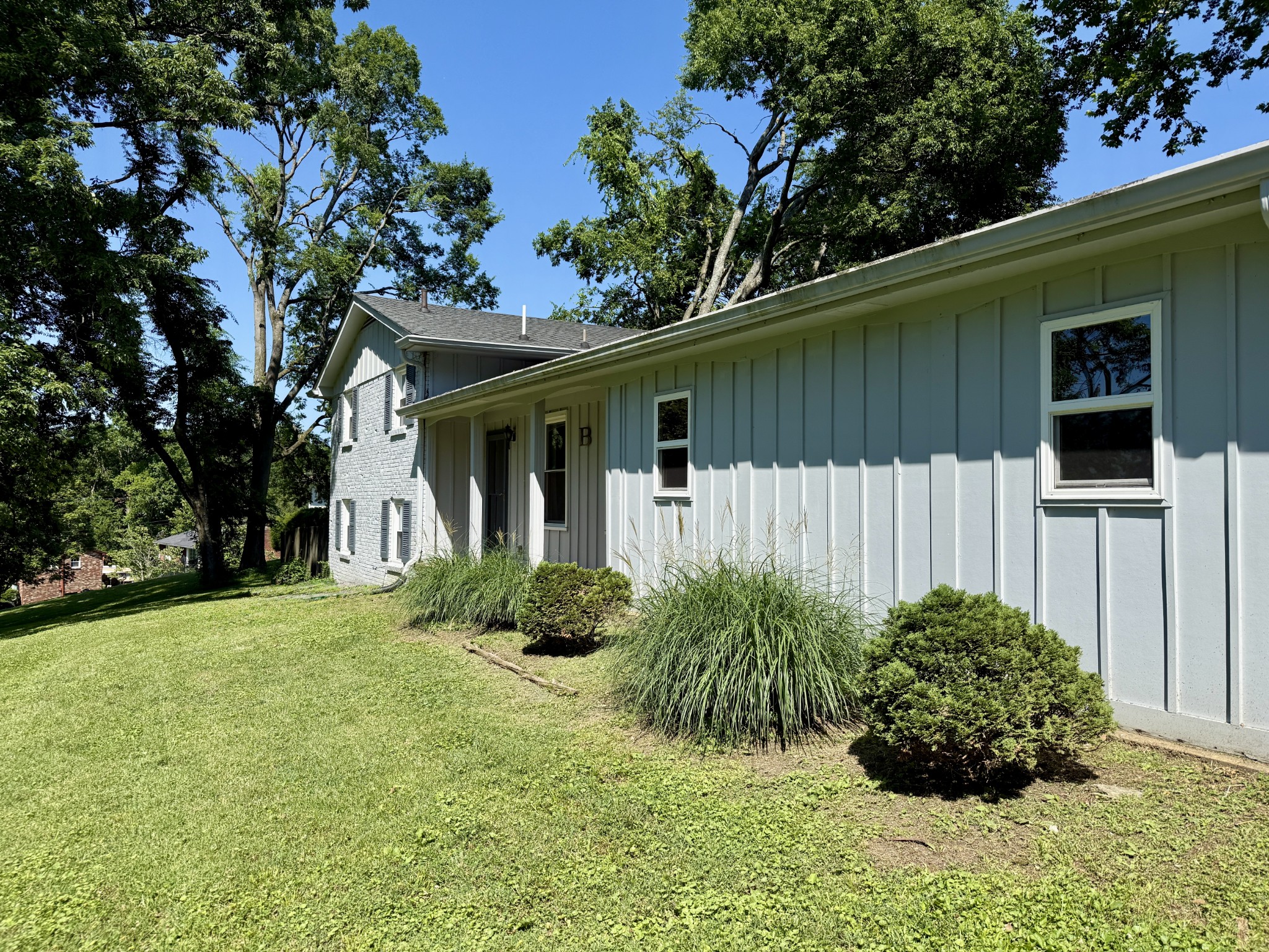 213 Rhine Dr, Madison, TN 37115