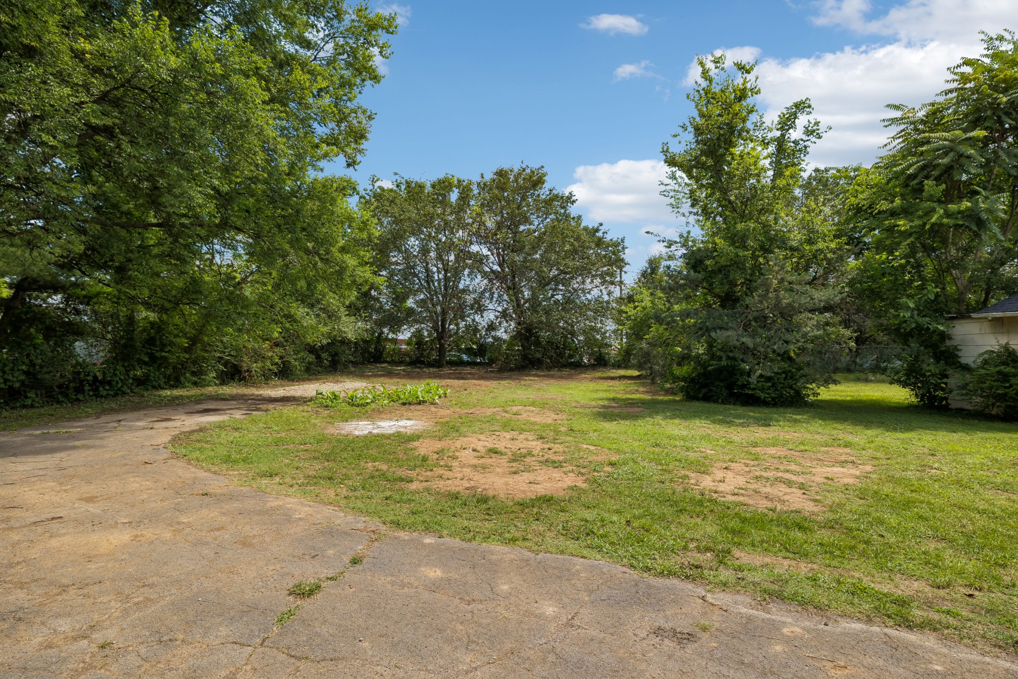 112 Eastland Ave, Lebanon, TN 37087