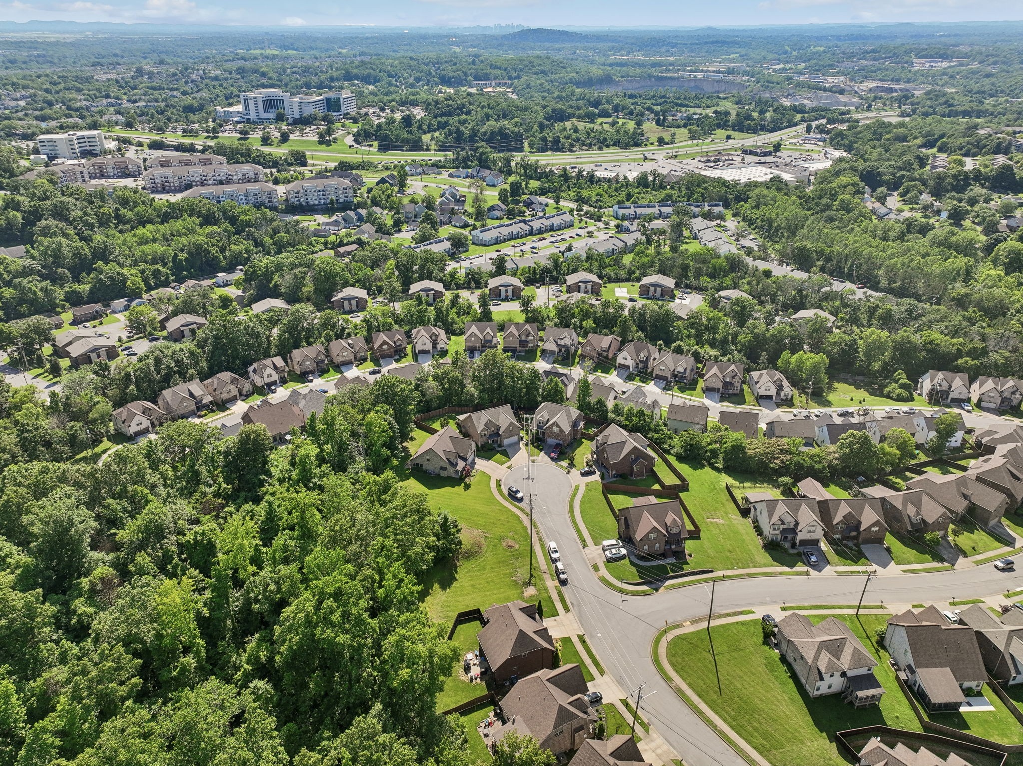 157 Tulip Grove Pt, Hermitage, TN 37076