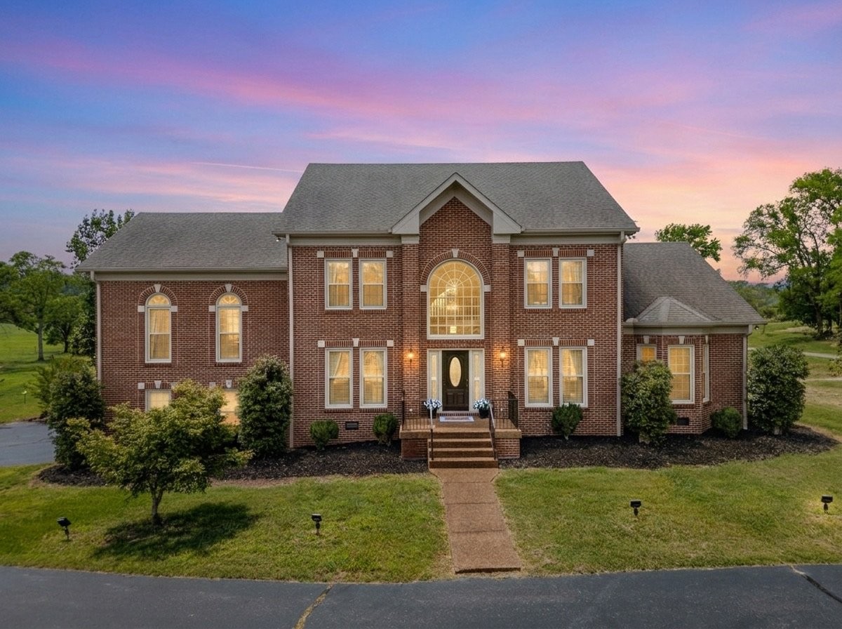 2132 Neelys Bend Rd, Madison, TN 37115