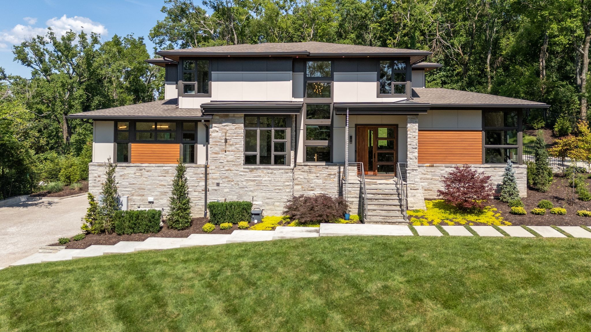 6449 Fleetwood Dr, Nashville, TN 37209
