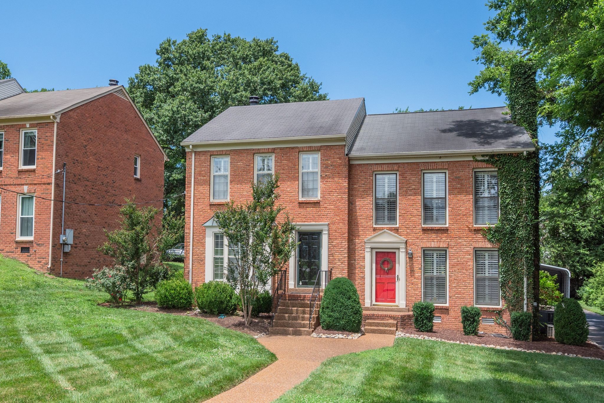 1020 Caldwell Ln, Nashville, TN 37204
