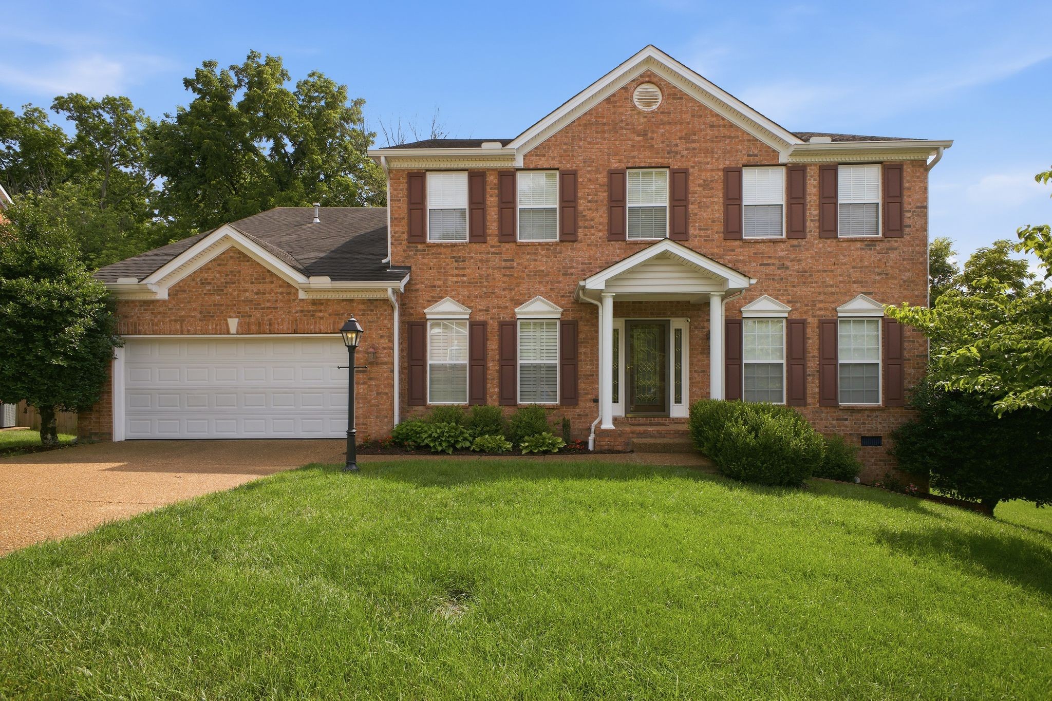 1009 Heathfield Cir, Brentwood, TN 37027