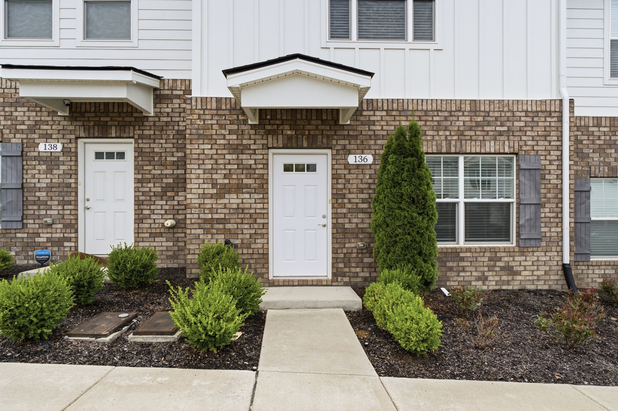 136 Dry Creek Commons Dr, Goodlettsville, TN 37072