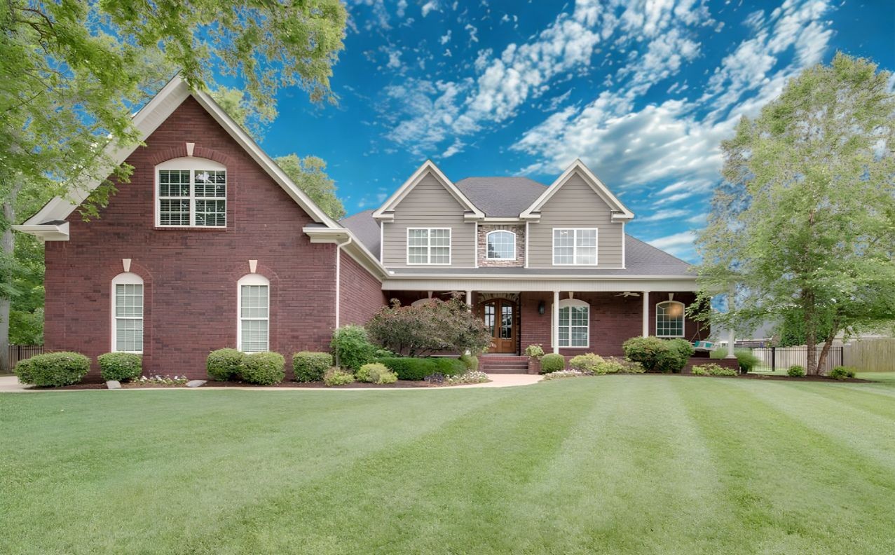 1910 Baskinbrook Ct, Murfreesboro, TN 37130