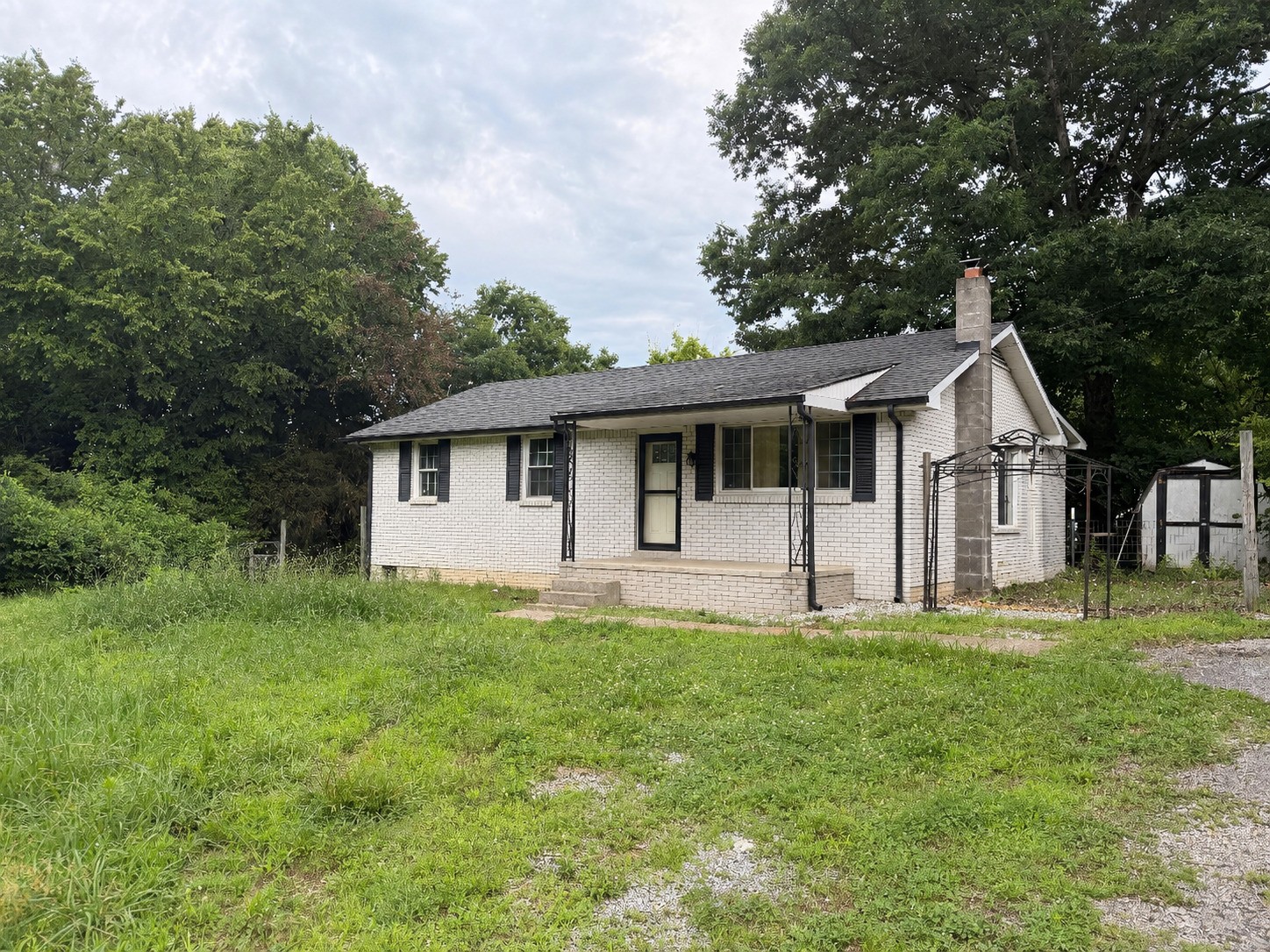 1180 Bandy Rd, Ashland City, TN 37015