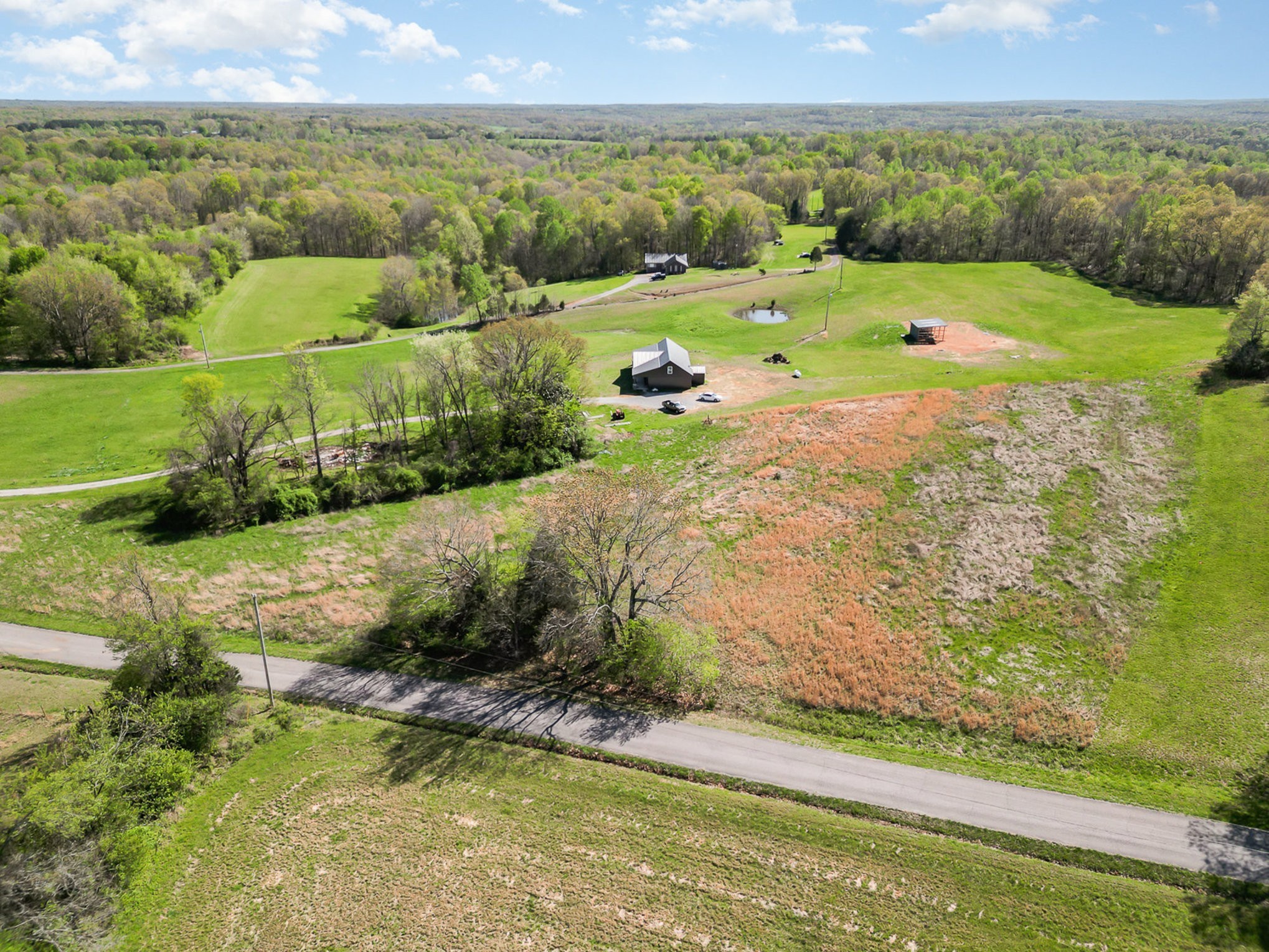 3 Batson Mill, Charlotte, TN 37036