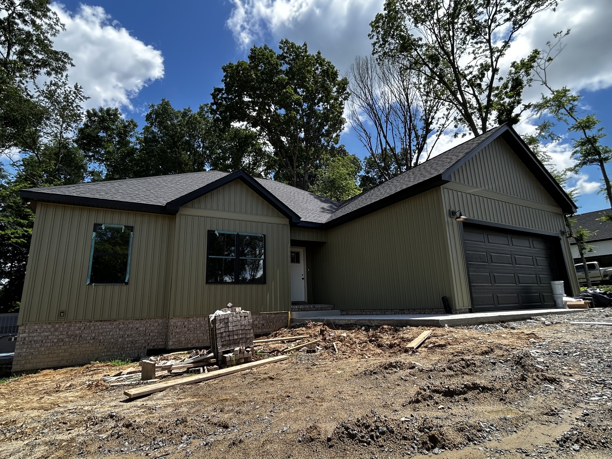 1252 Vickie Ln, Portland, TN 37148