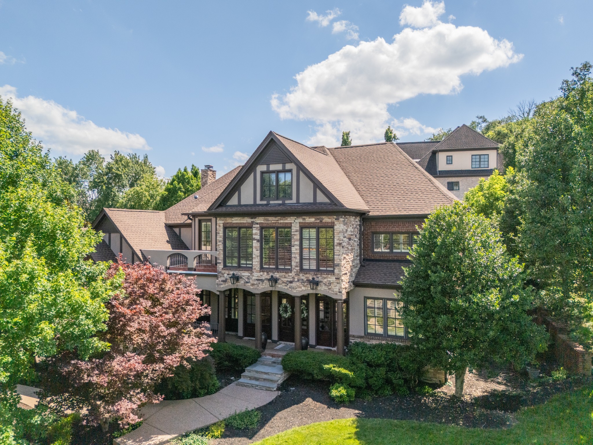 22 Missionary Dr, Brentwood, TN 37027