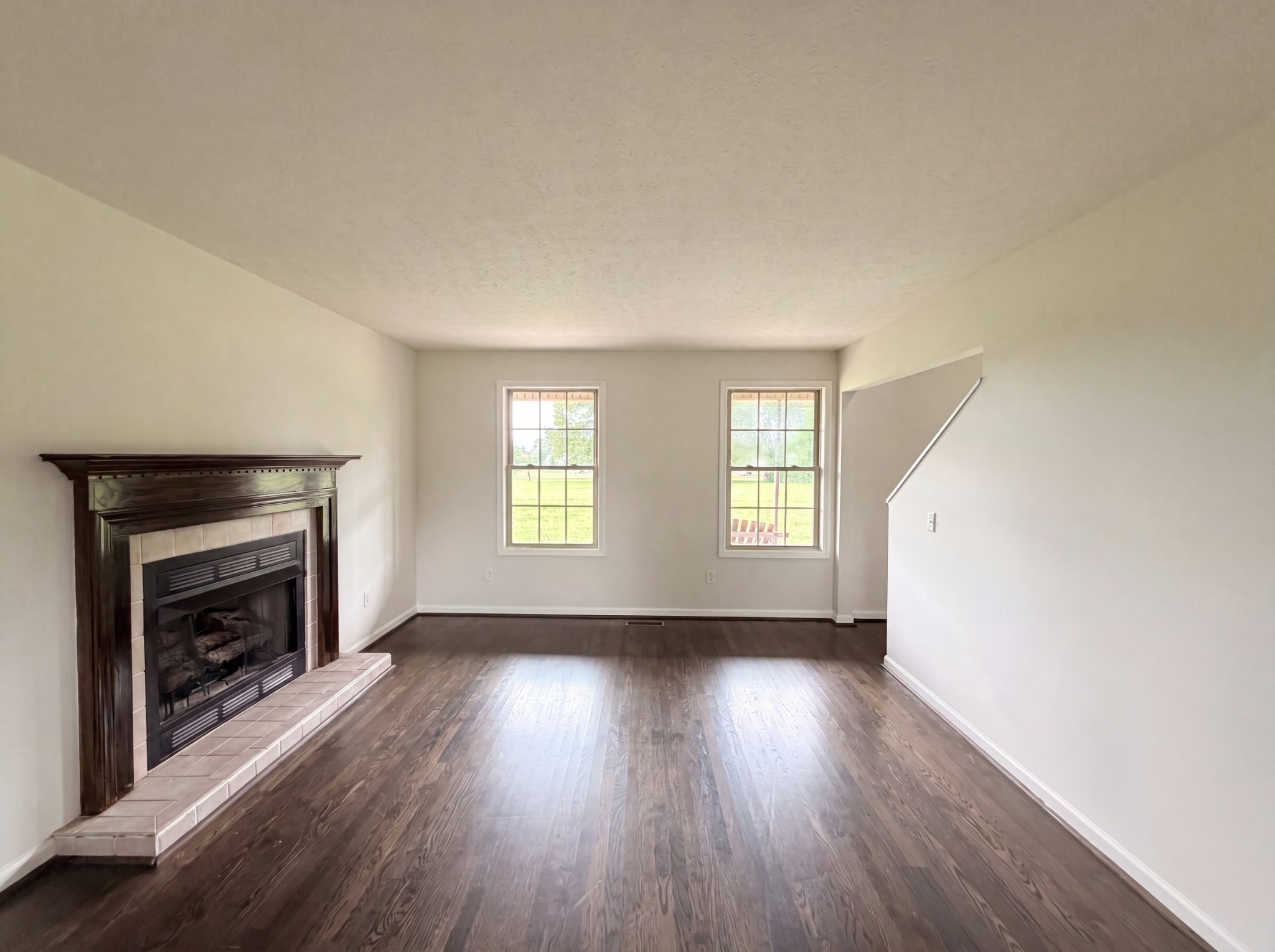 4523 Atkins Rd, Cedar Hill, TN 37032