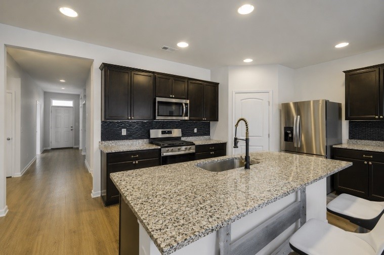 5664 Hickory Woods Dr, Antioch, TN 37013