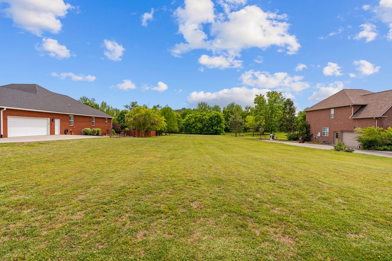 416 Plantation Blvd, Lebanon, TN 37087