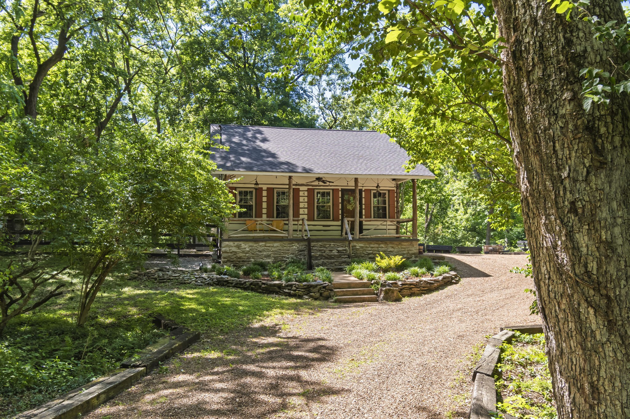 4425 Brush Hill Rd, Nashville, TN 37216