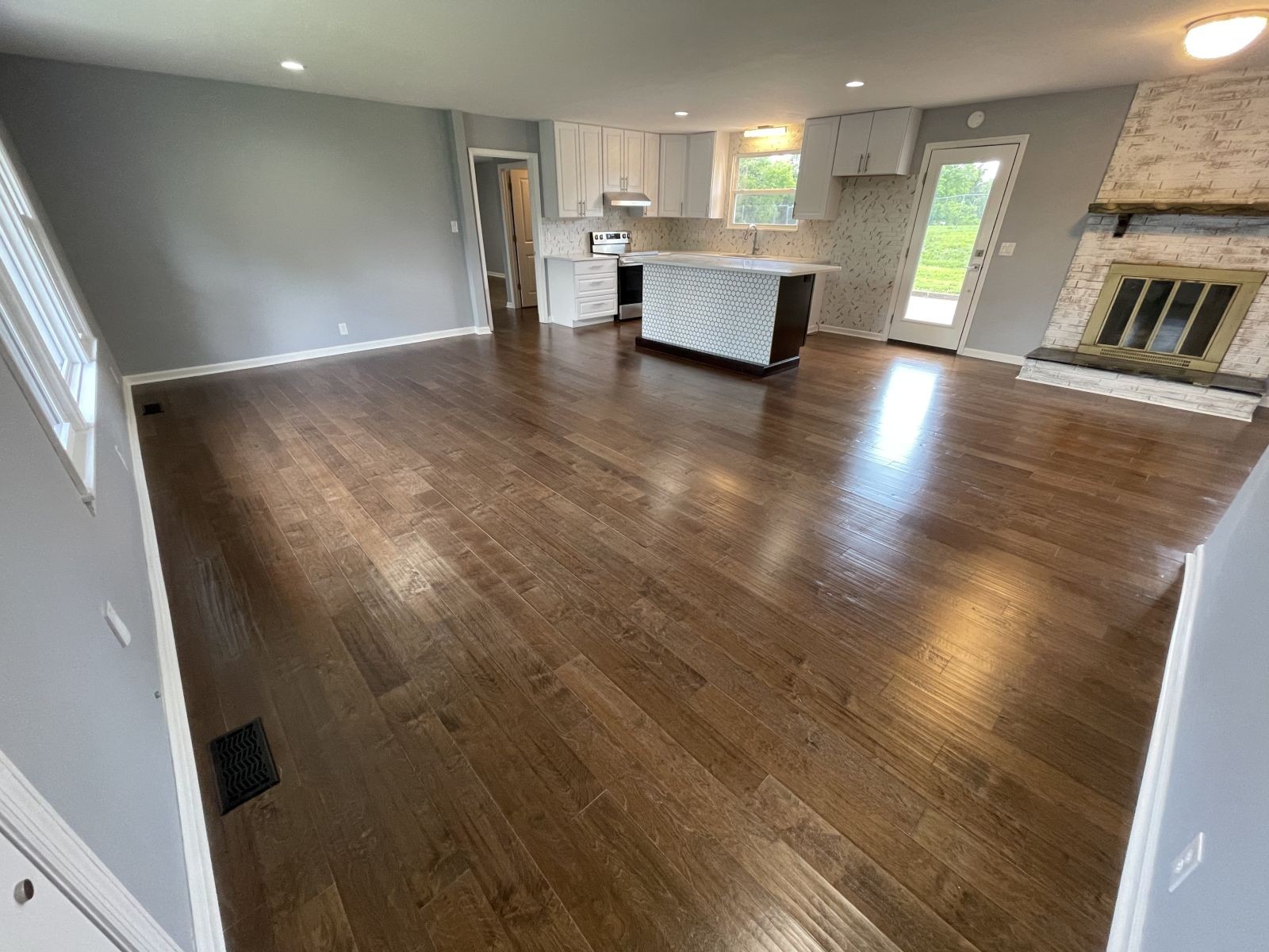 4028 Yoest Dr, Nashville, TN 37207