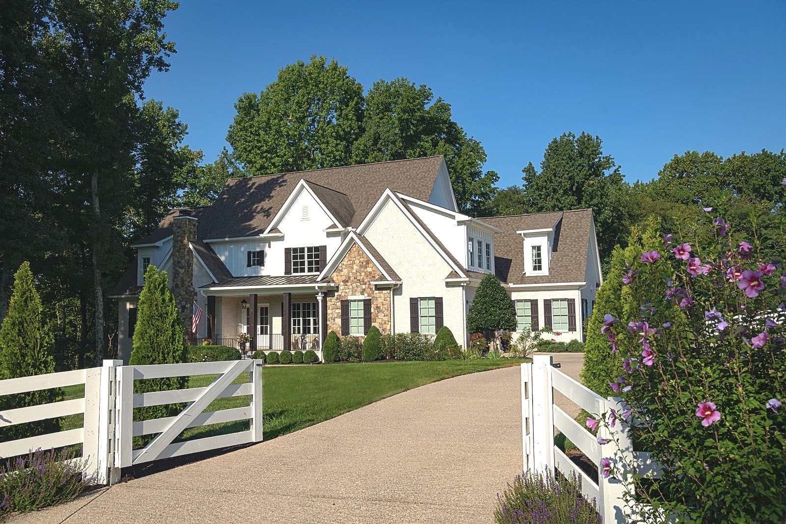 1164 Saddle Springs Dr, Thompsons Station, TN 37179