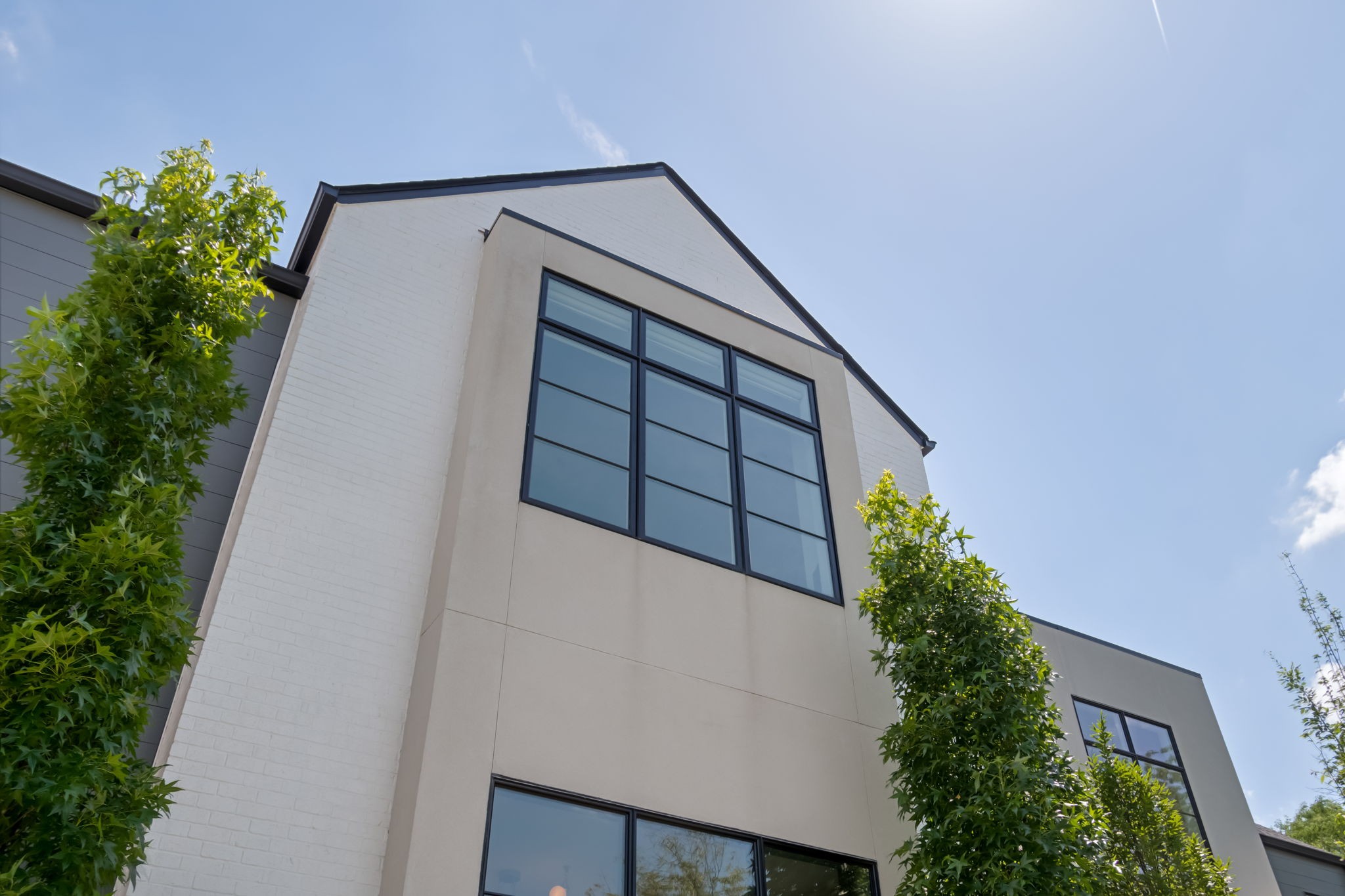 1405 Burton Valley Rd, Nashville, TN 37215
