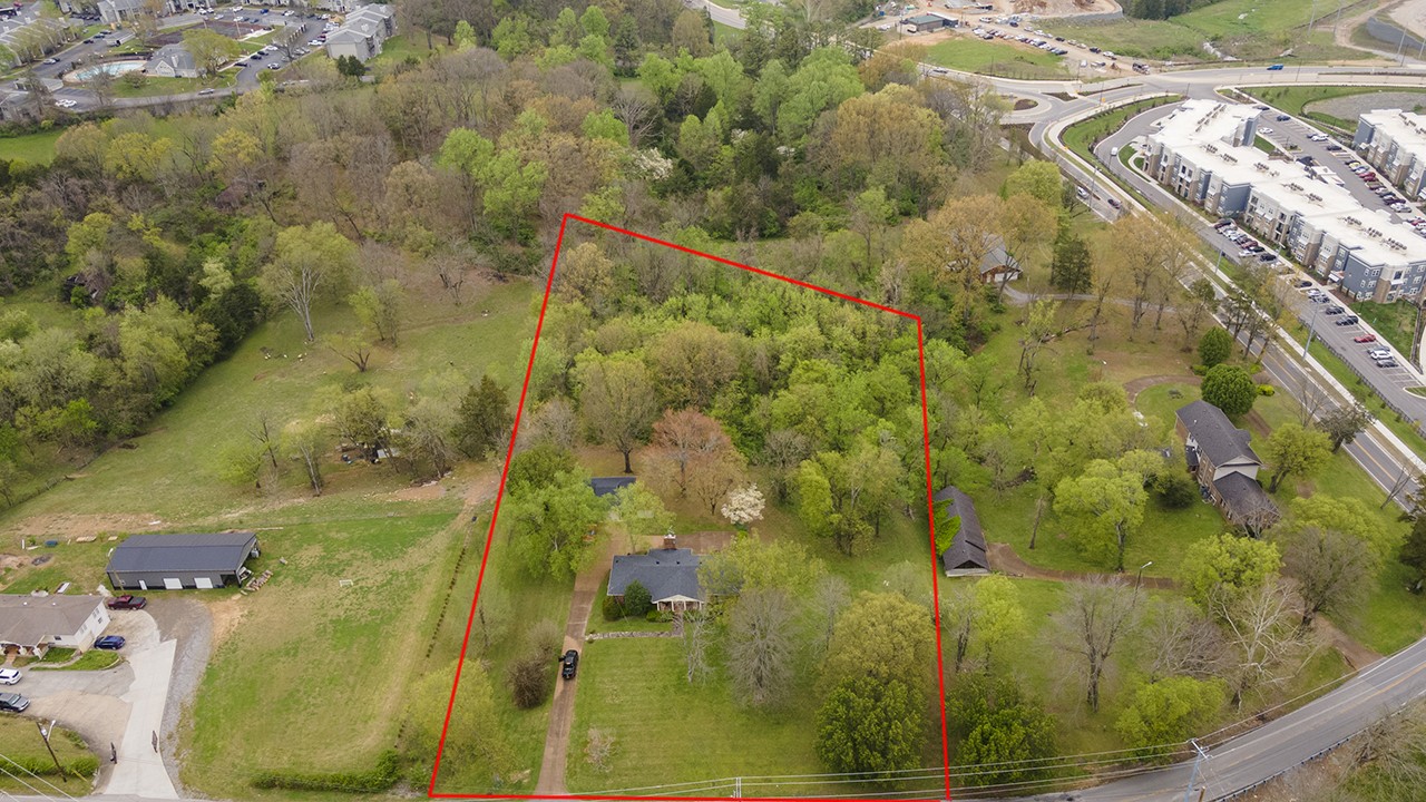717 Preston Rd, Antioch, TN 37013