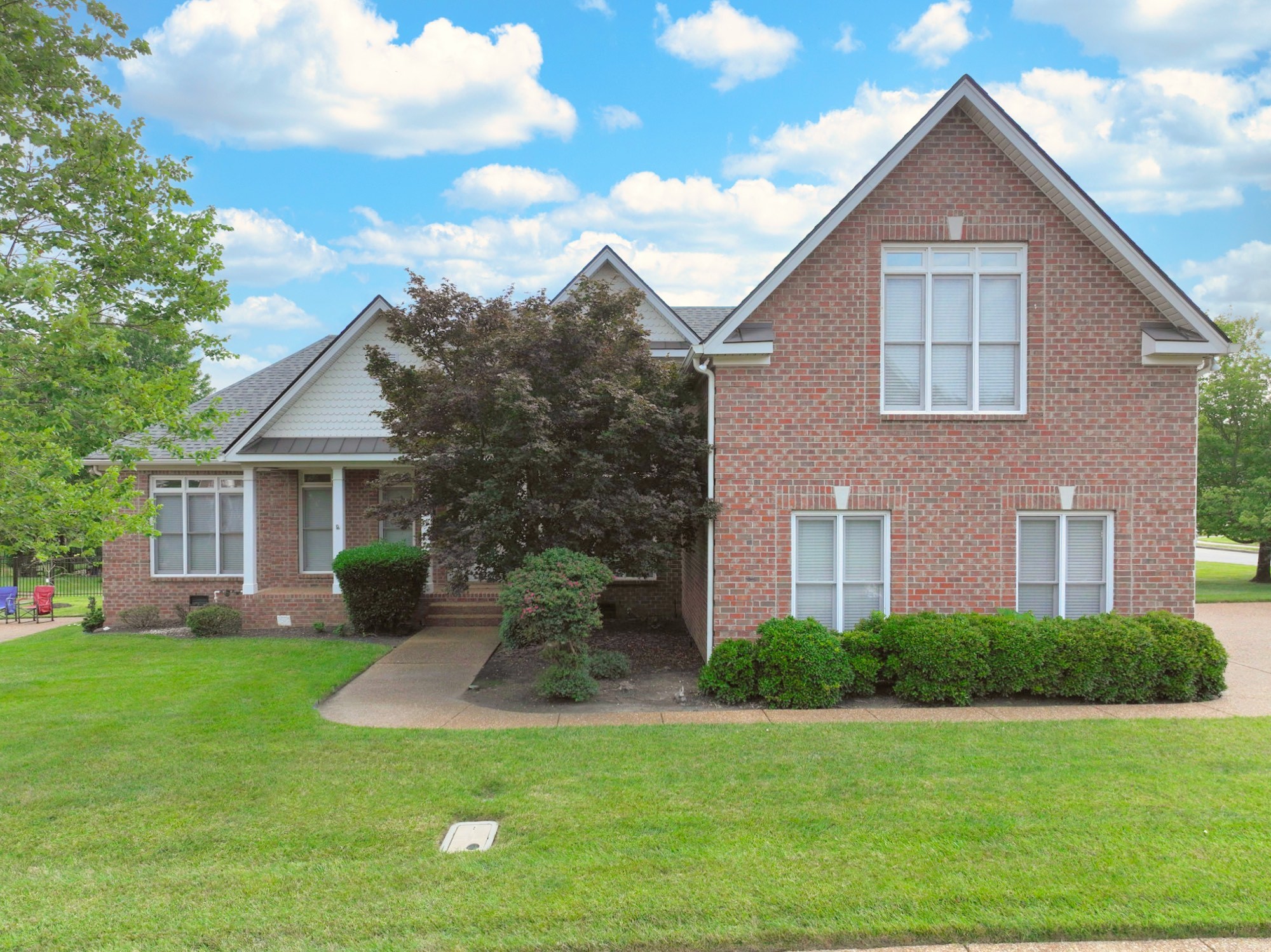 5887 Seven Points Trce, Hermitage, TN 37076