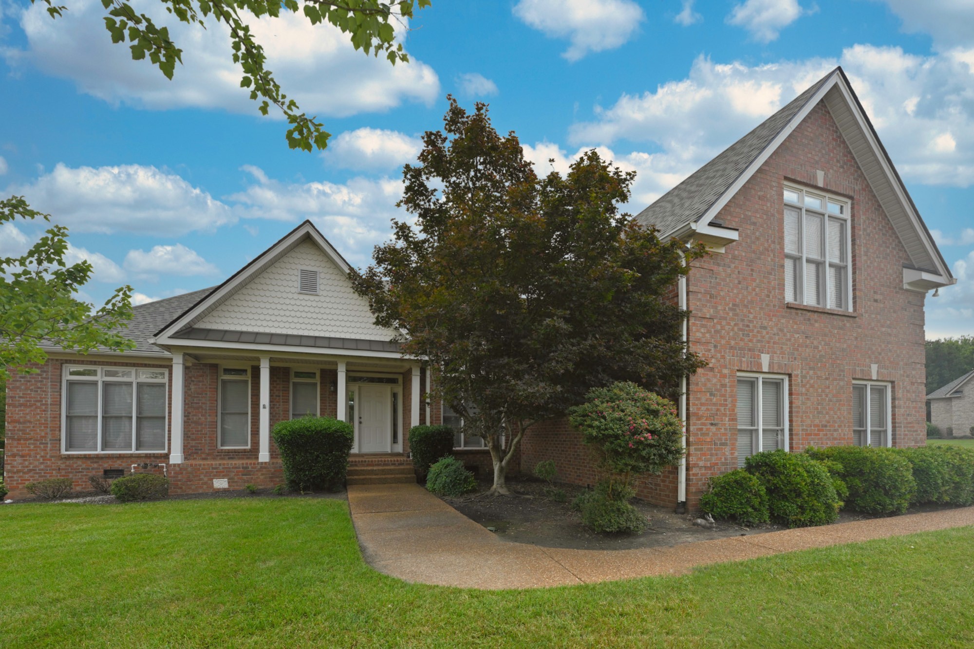 5887 Seven Points Trce, Hermitage, TN 37076