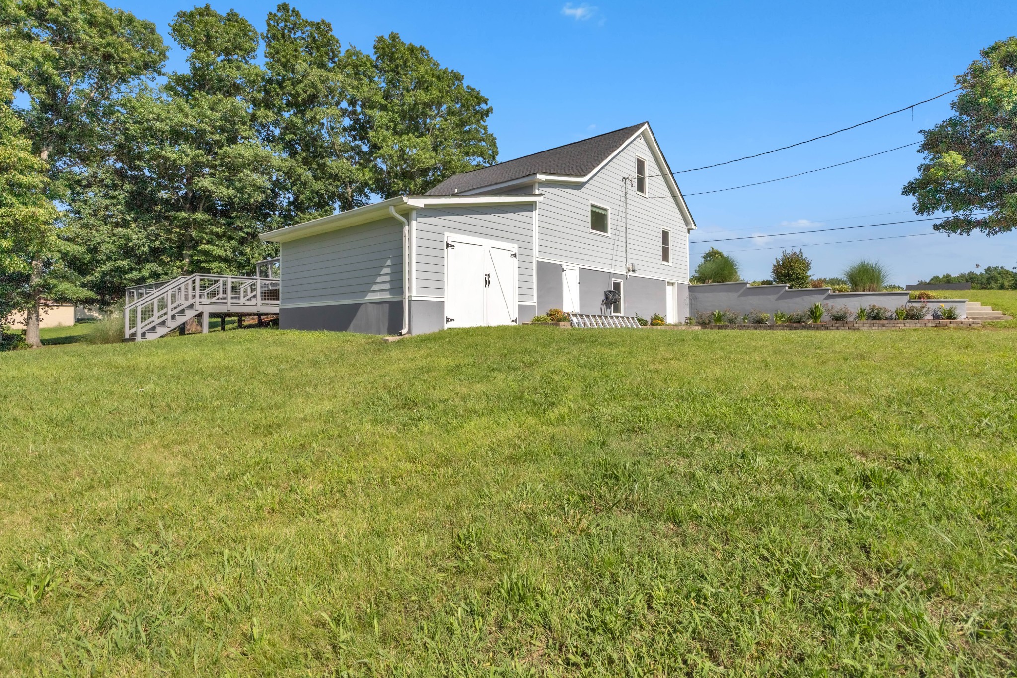 2418 Old Clarksville Pike, Ashland City, TN 37015