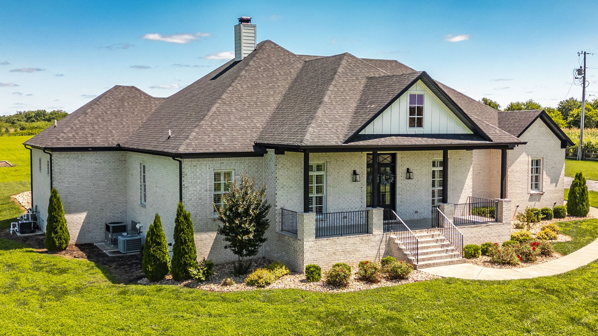 1322 Barry Ln, Gallatin, TN 37066