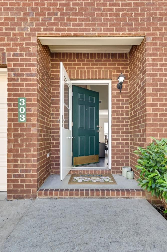 303 Nashboro Greens Way, Nashville, TN 37217