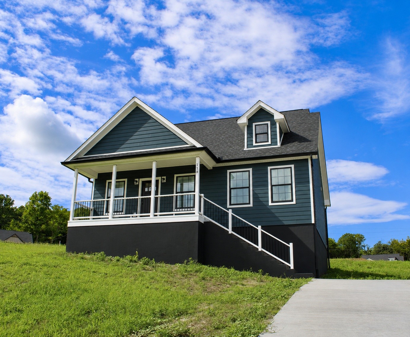118 Crows Hill Dr, Gordonsville, TN 38563