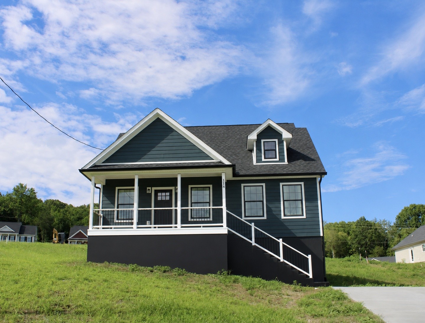 118 Crows Hill Dr, Gordonsville, TN 38563